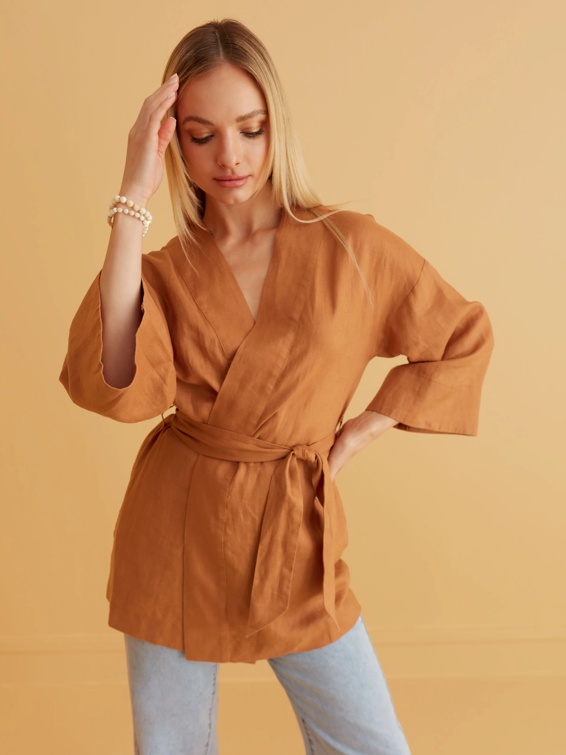 LNIANE KIMONO Z WIĄZANIEM W TALII