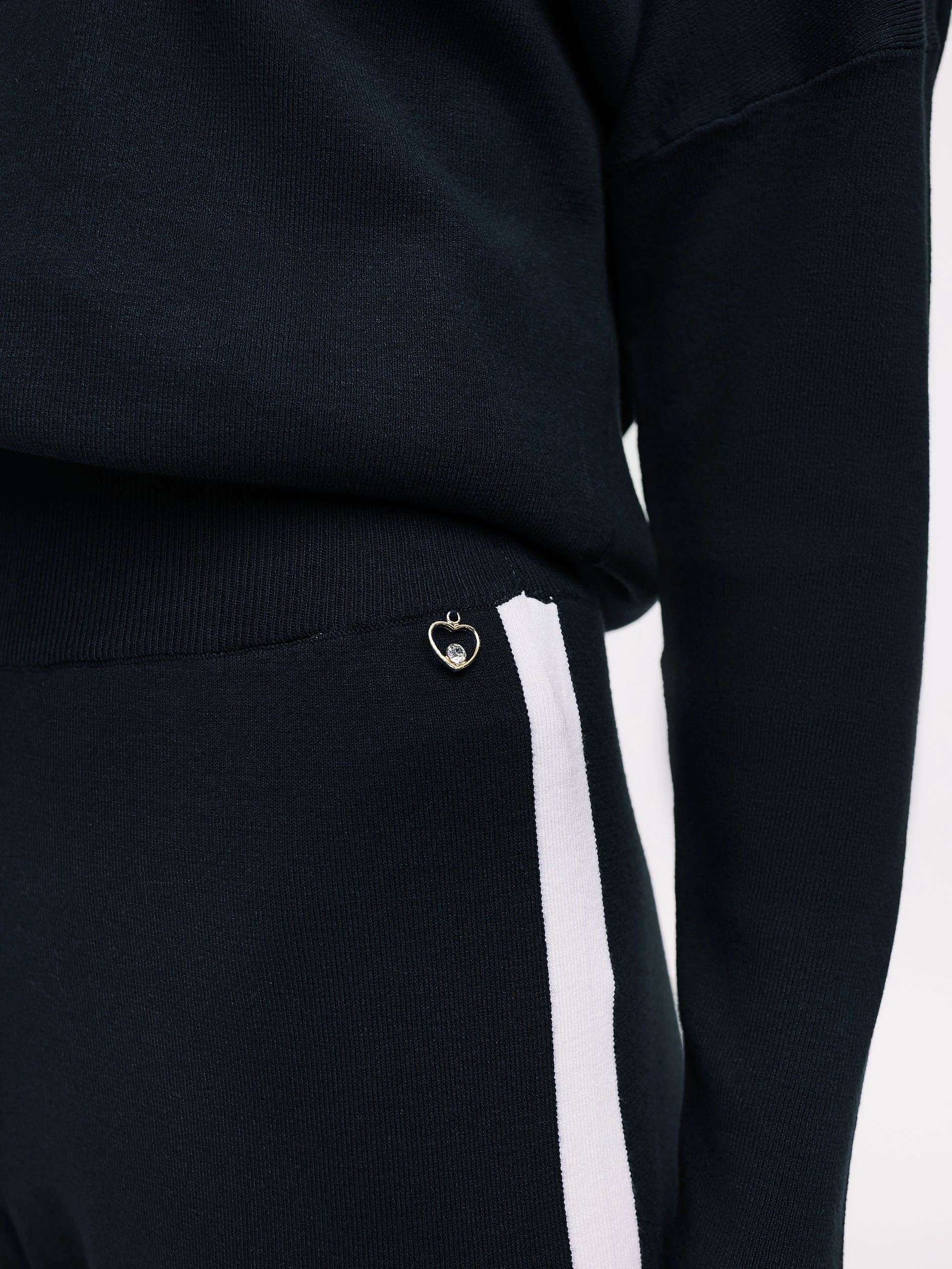 Navy blue sweater with metallic threads
