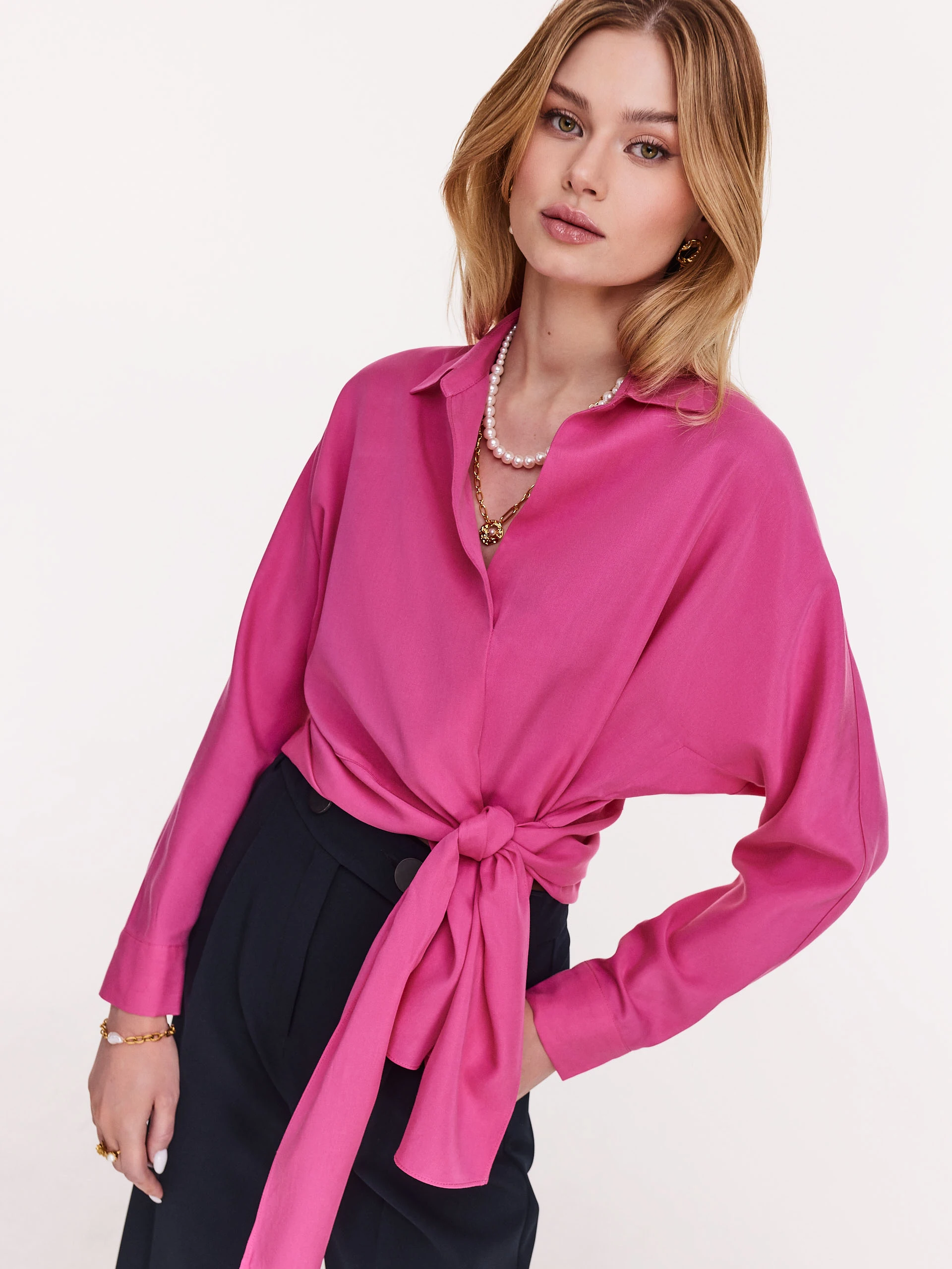 Pink lyocell shirt with envelope neckline