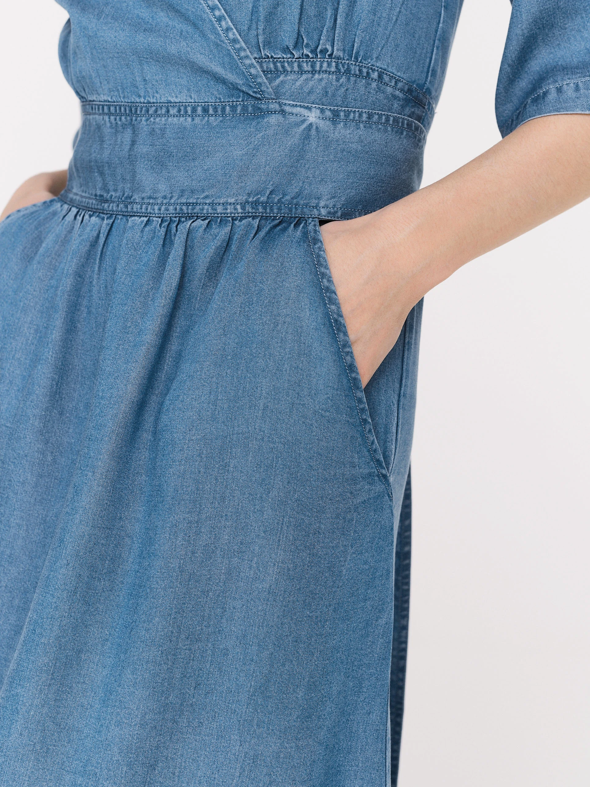 Blue lyocell midi dress