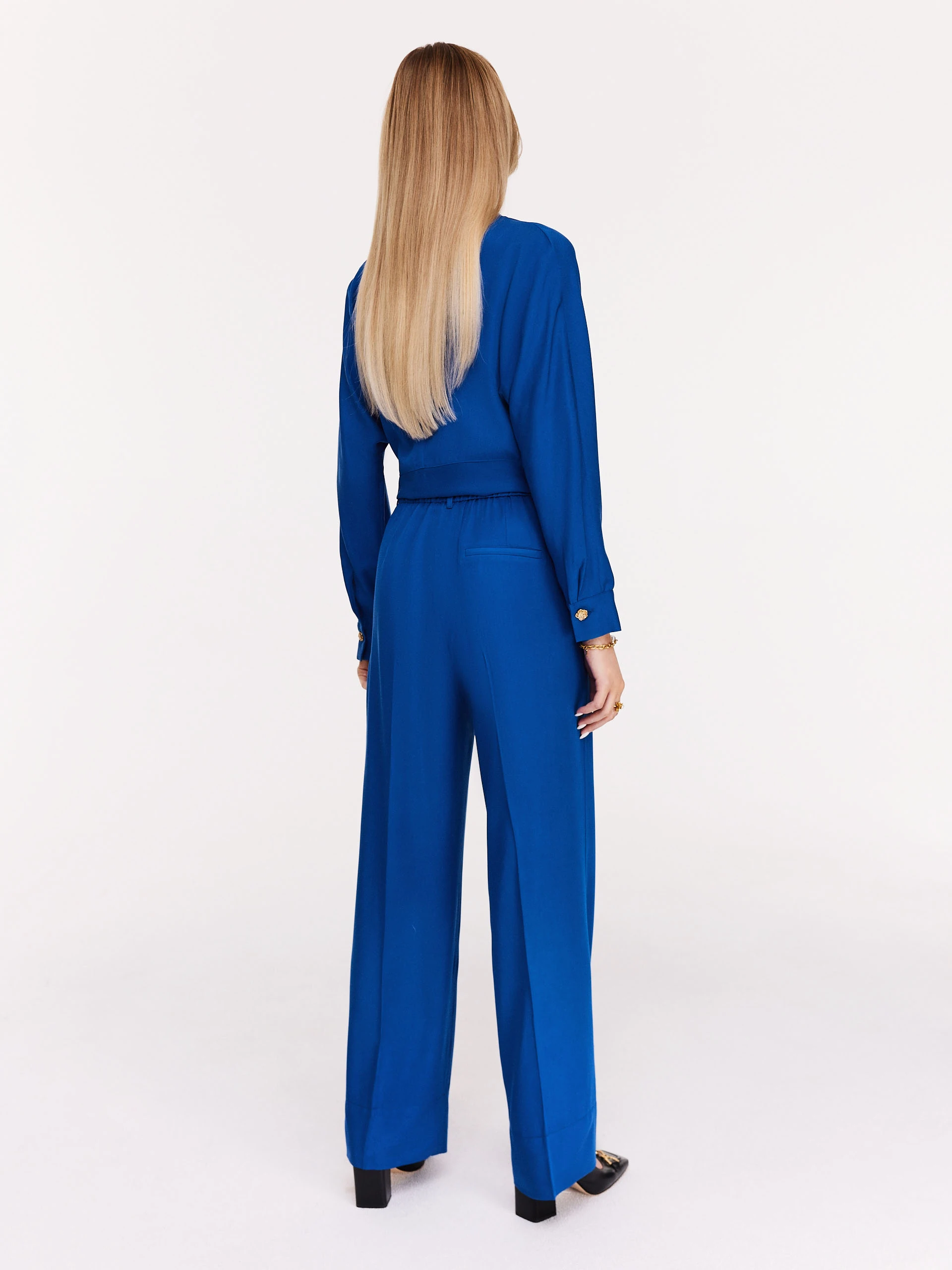Cobalt pants with wide legs