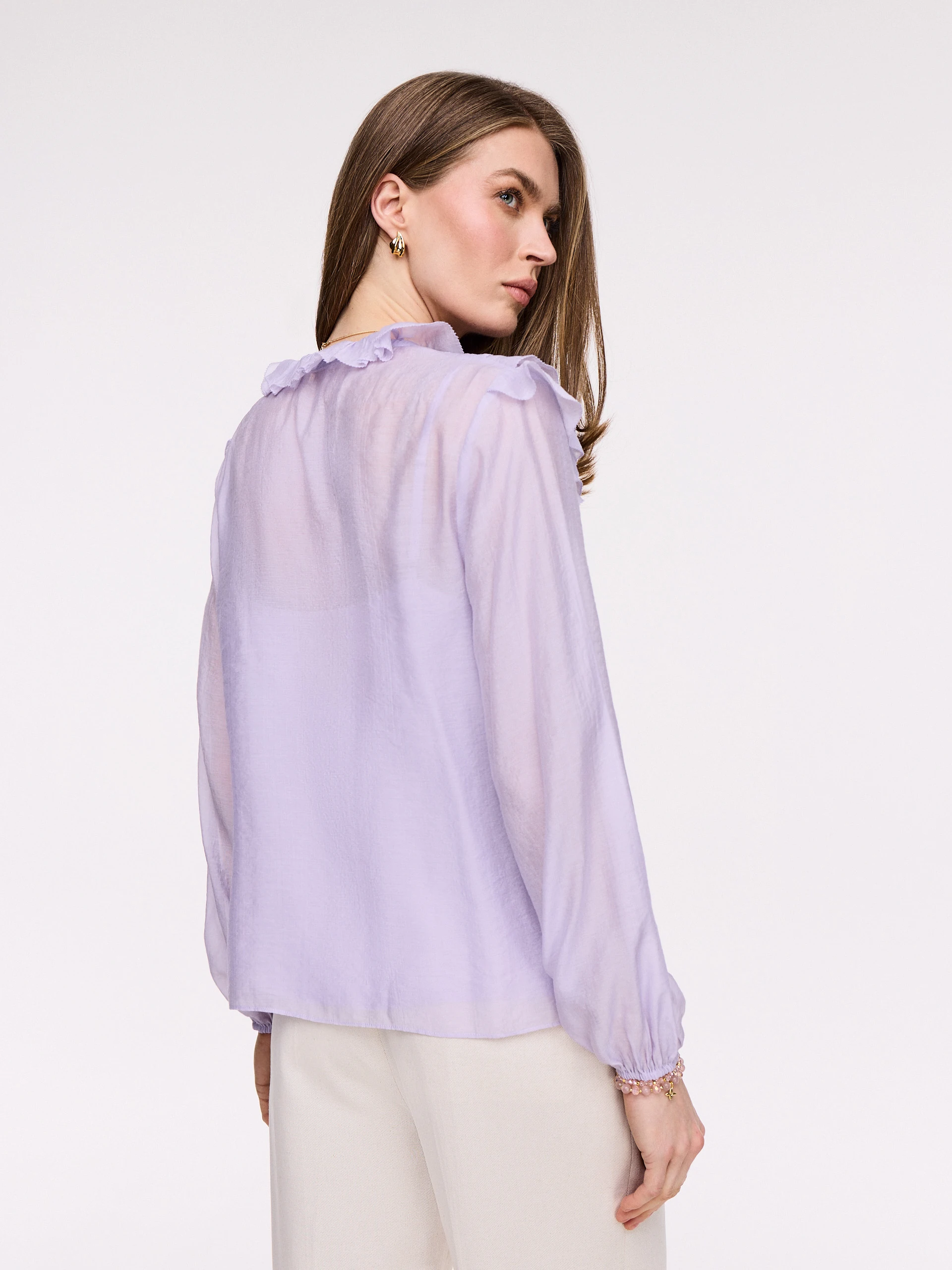 Lilac rayon blouse with puffed sleeves and jabot