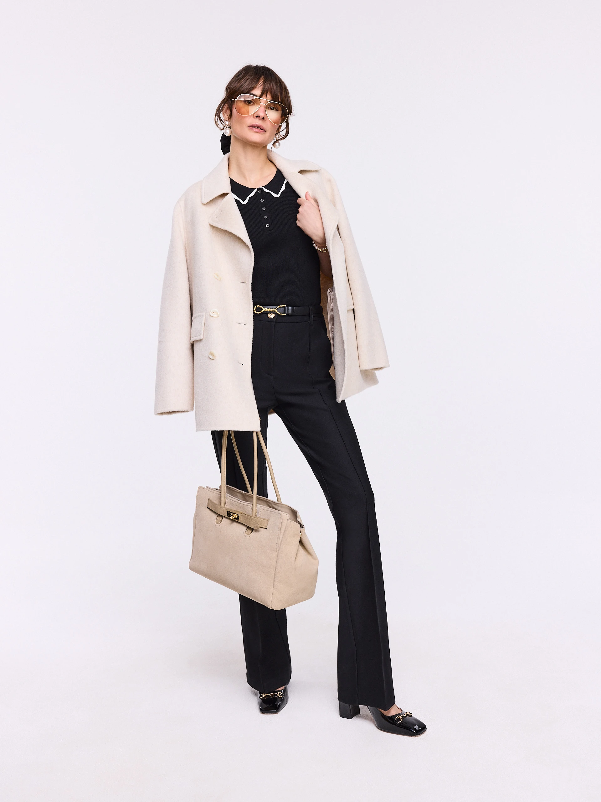 Elegant black pants with straight legs