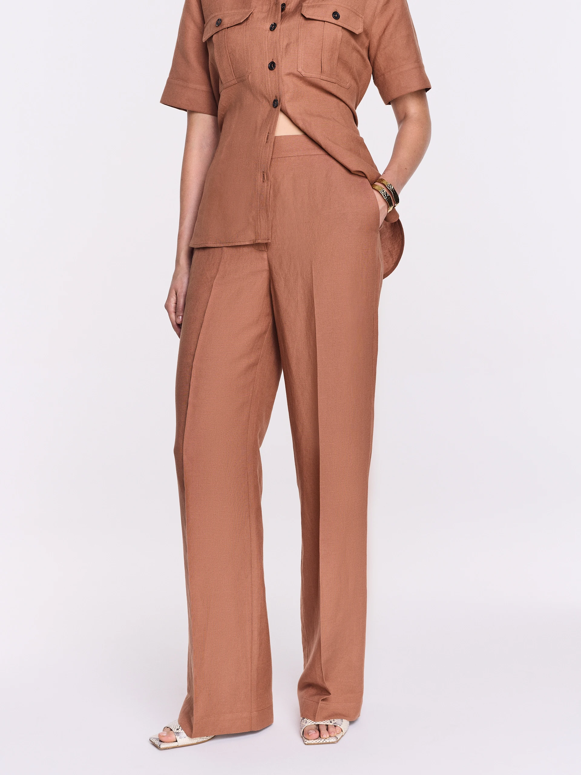 Caramel-colored wide-leg pants with linen
