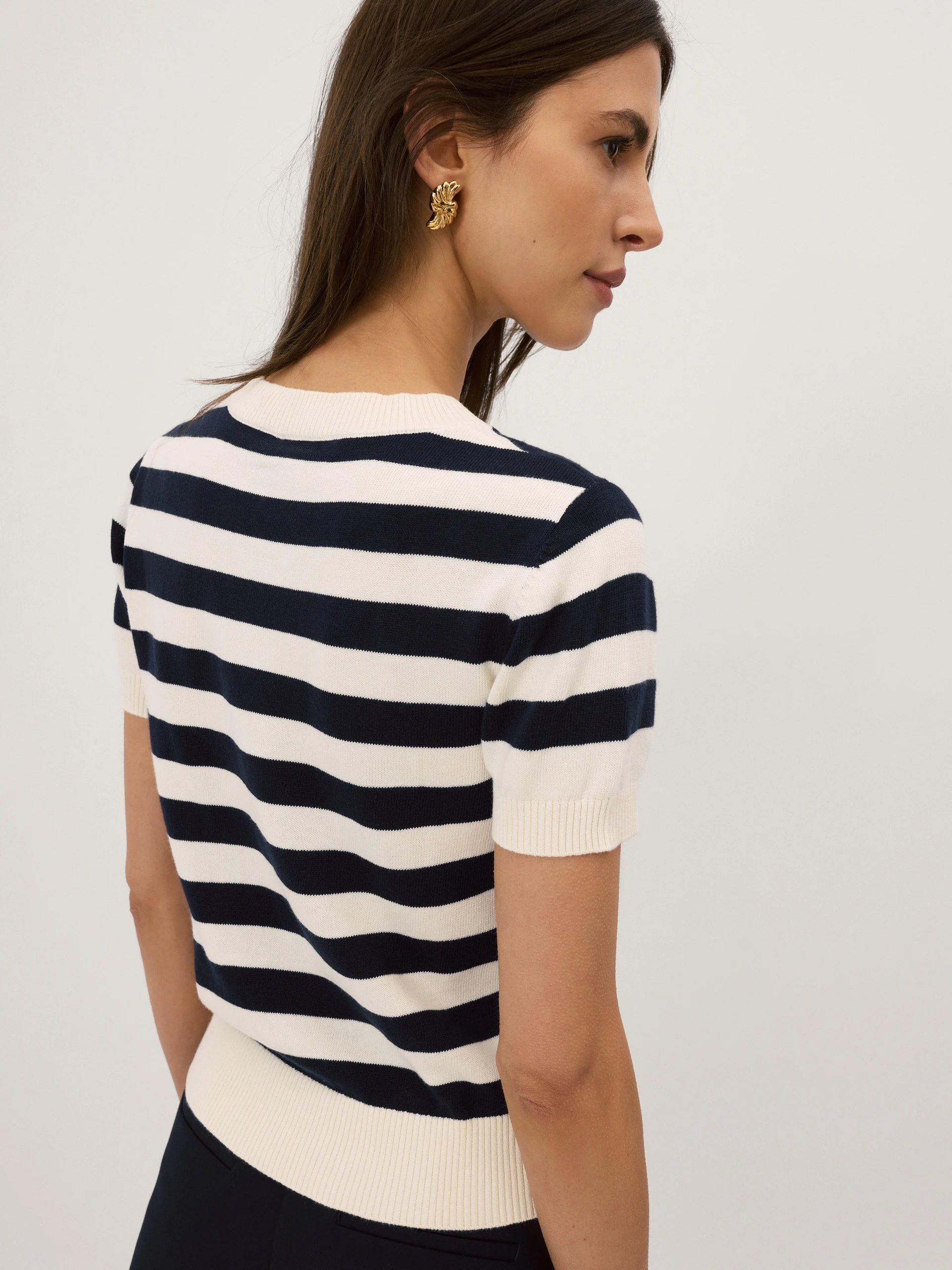 Striped sweater with a linen blend