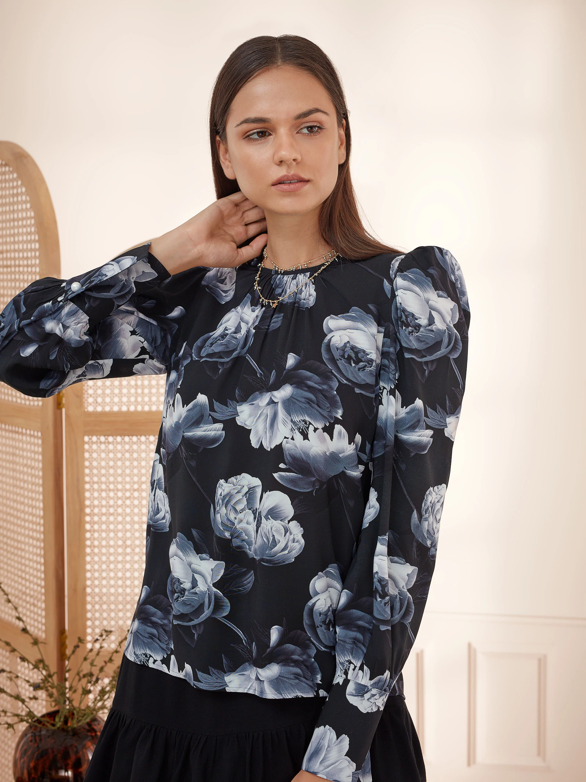 ELEGANCKA BLUZKA W KWIATY