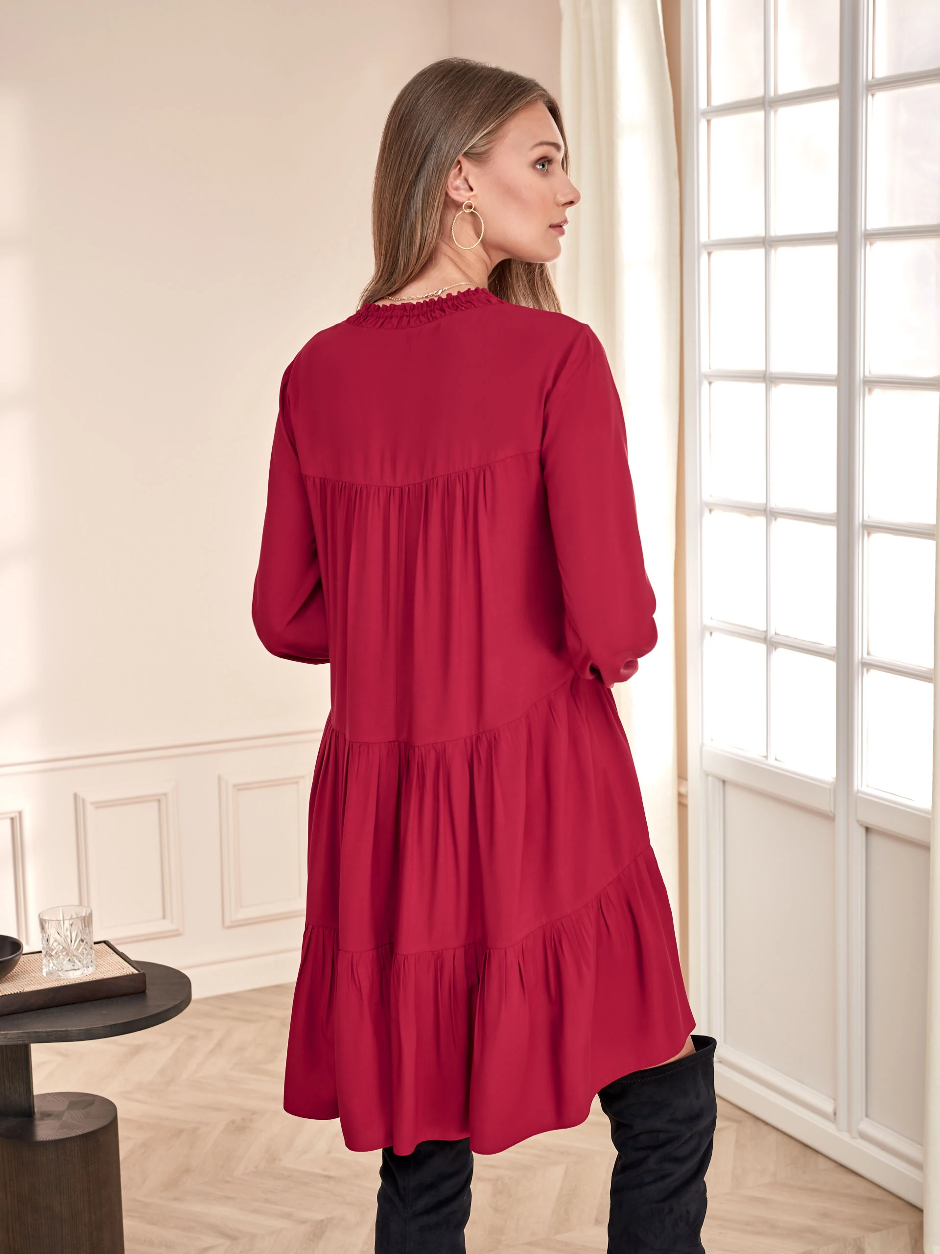 RED DRESS WITH BINDING