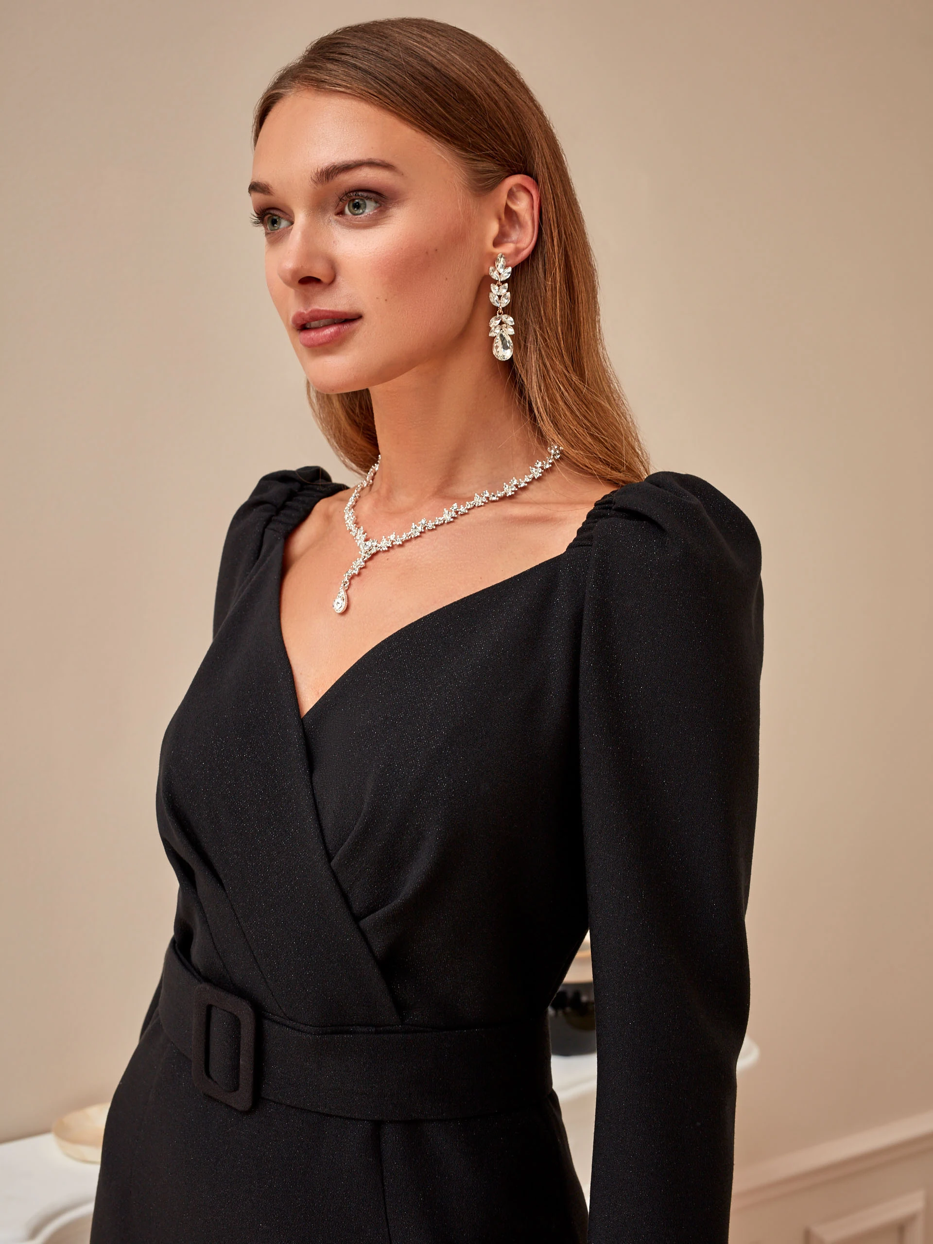 BLACK DRESS WITH BUFFETS