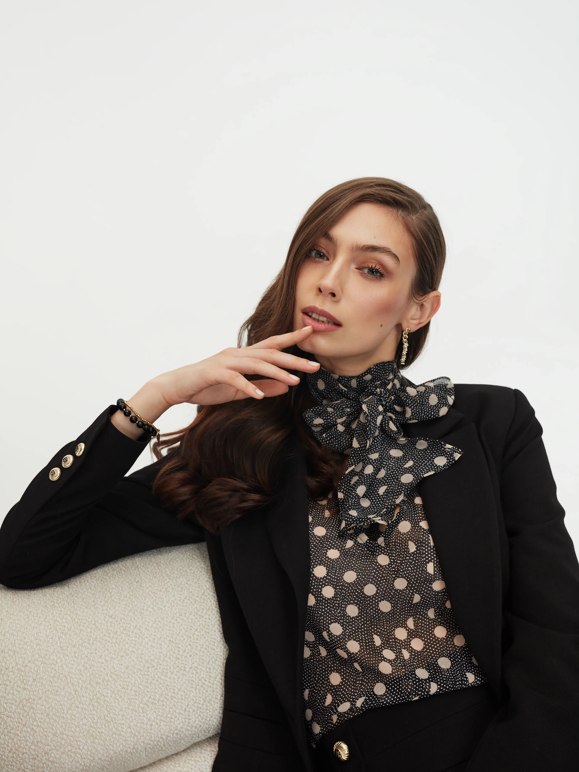 Graphite blouse in delicate pattern