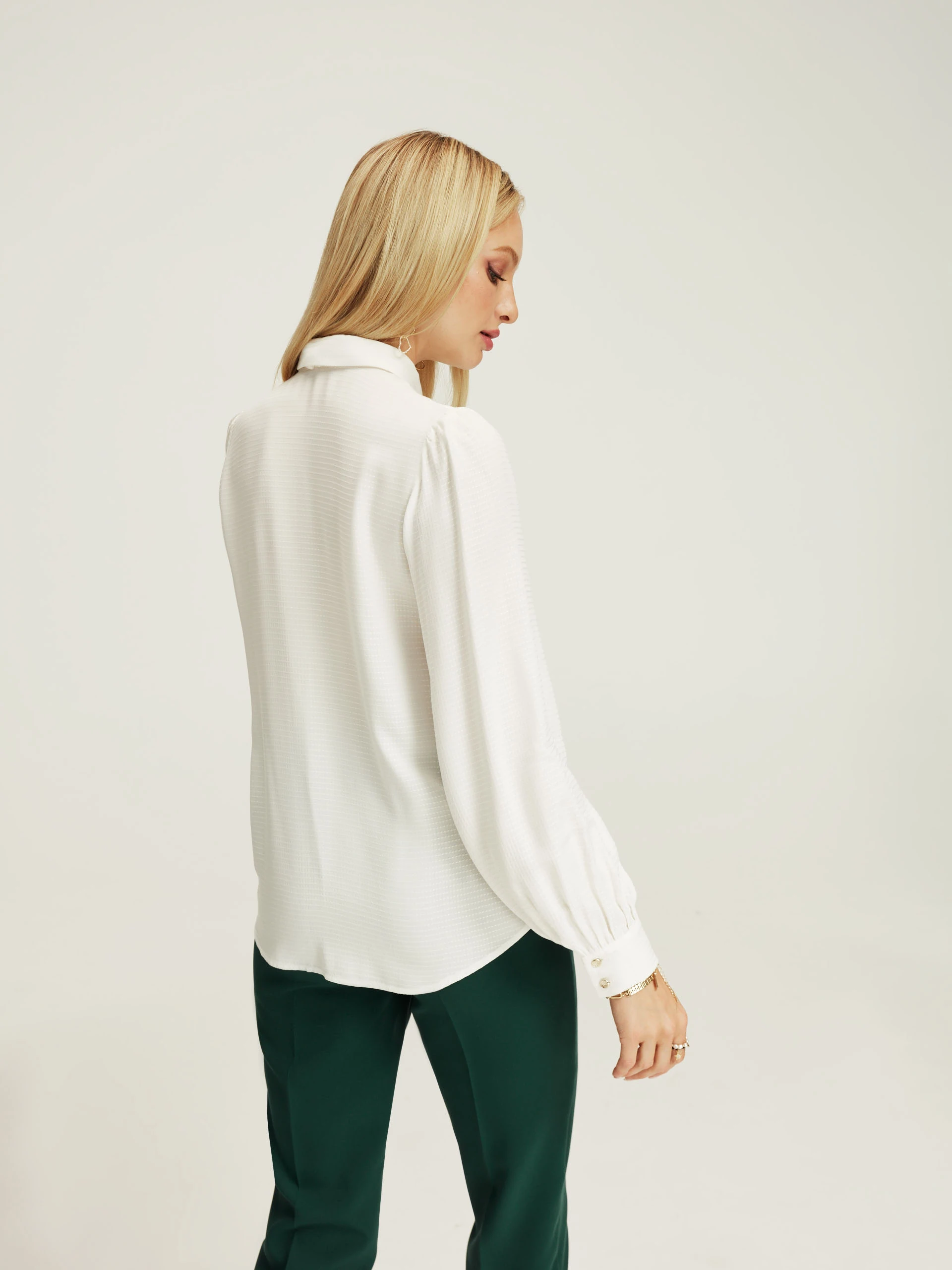White shirt with tie binding
