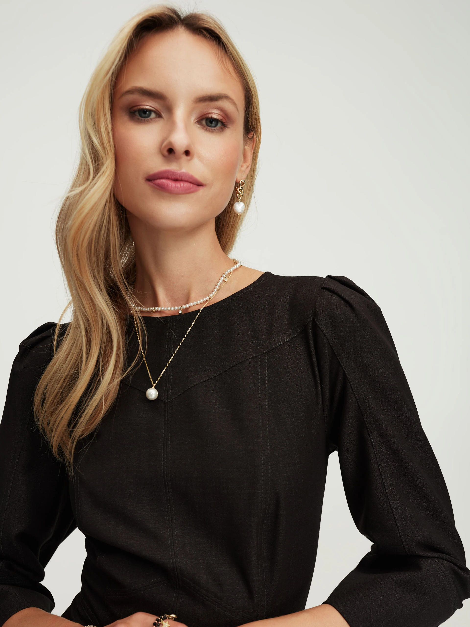 Black dress with buffets