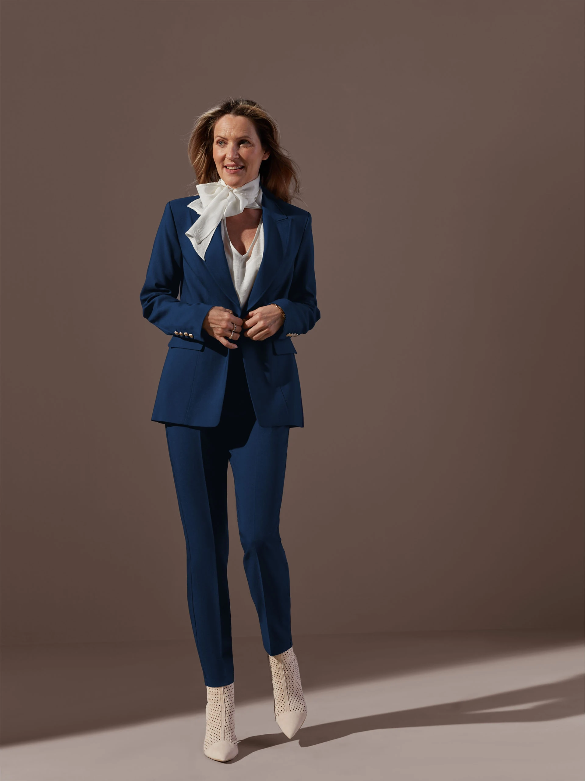 Single-breasted nevy blazer