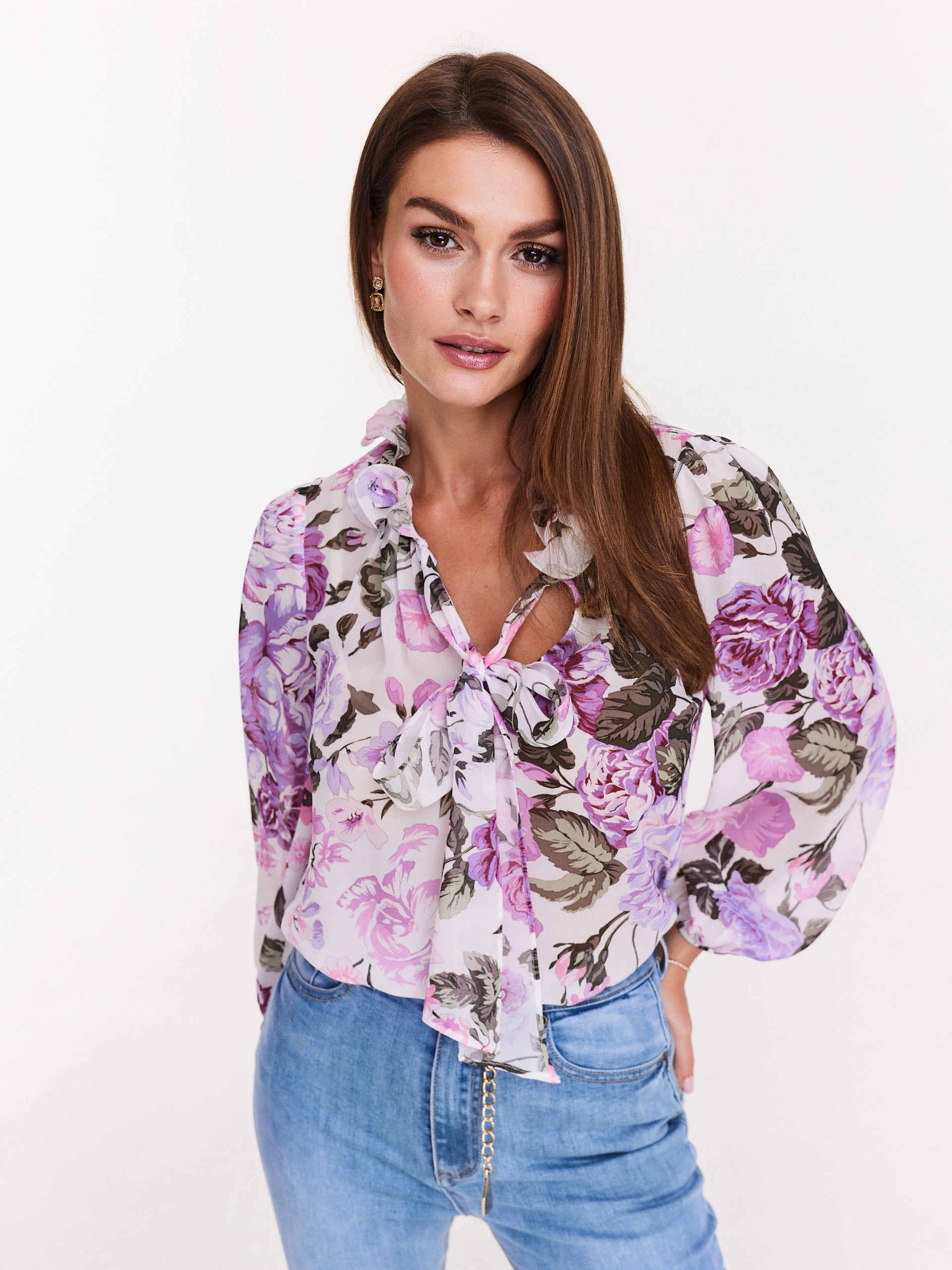 Romantic viscose floral shirt