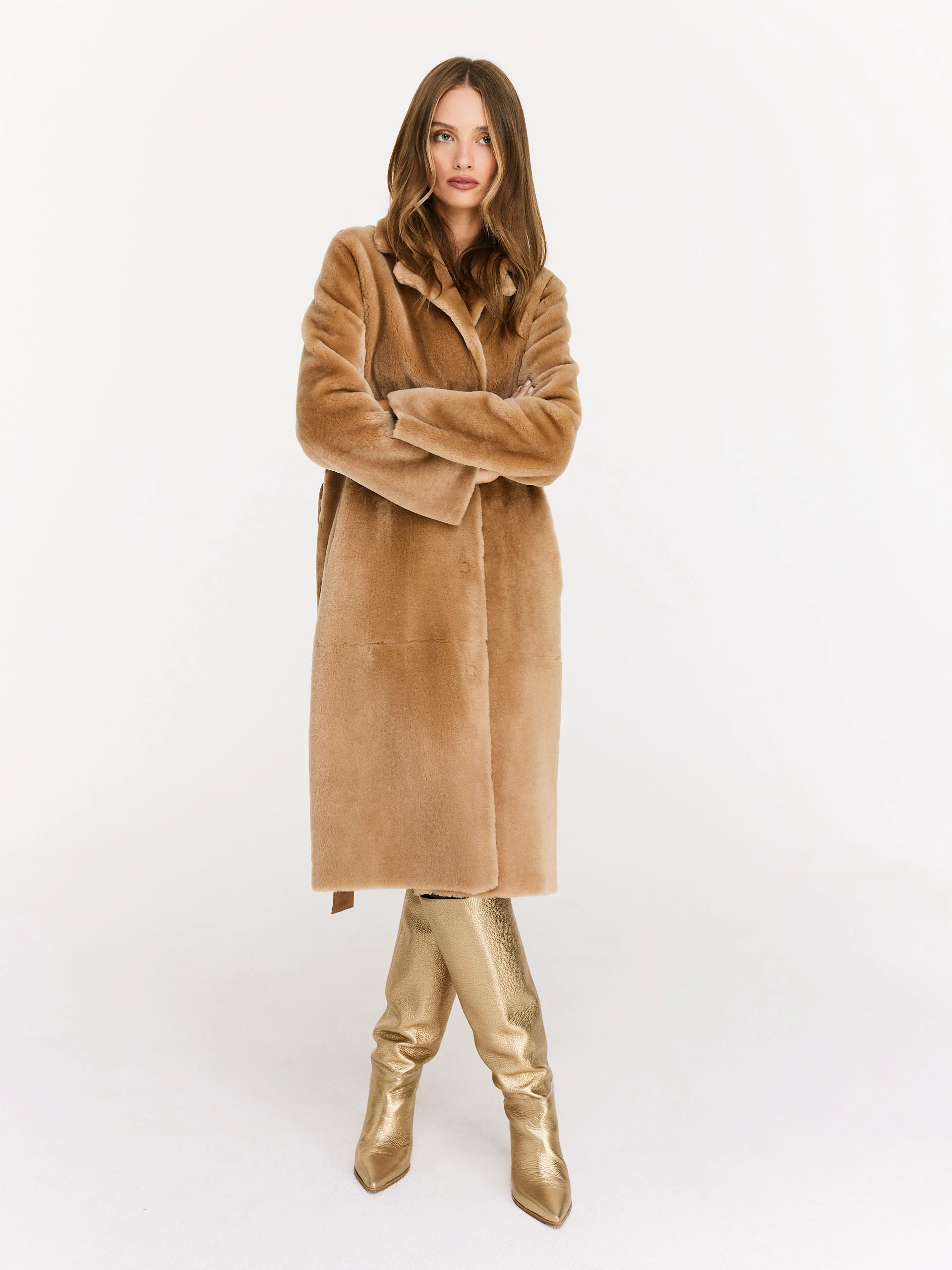 Luxurious sheepskin coat made of natural leather