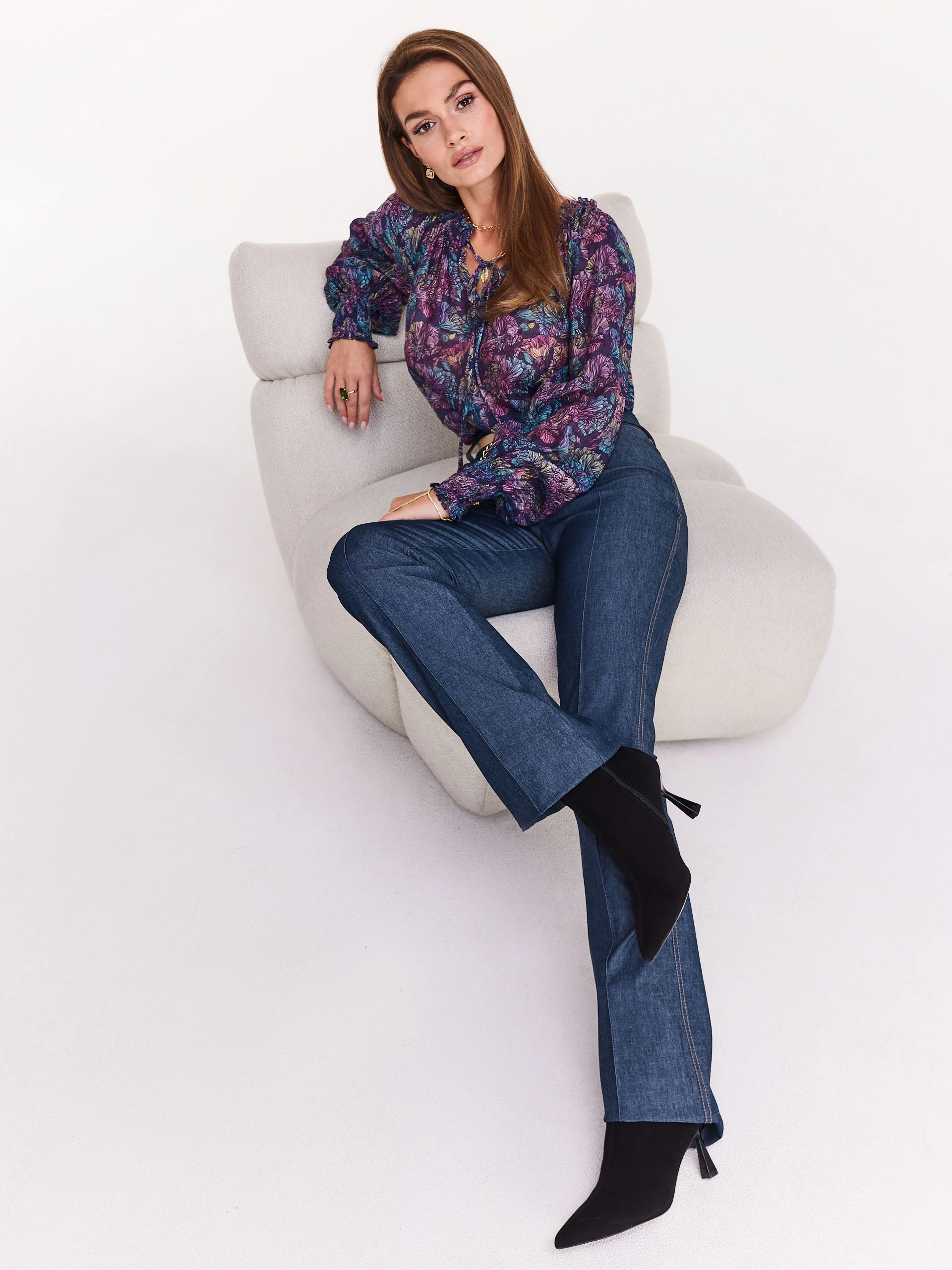Denim elegant pants with edge