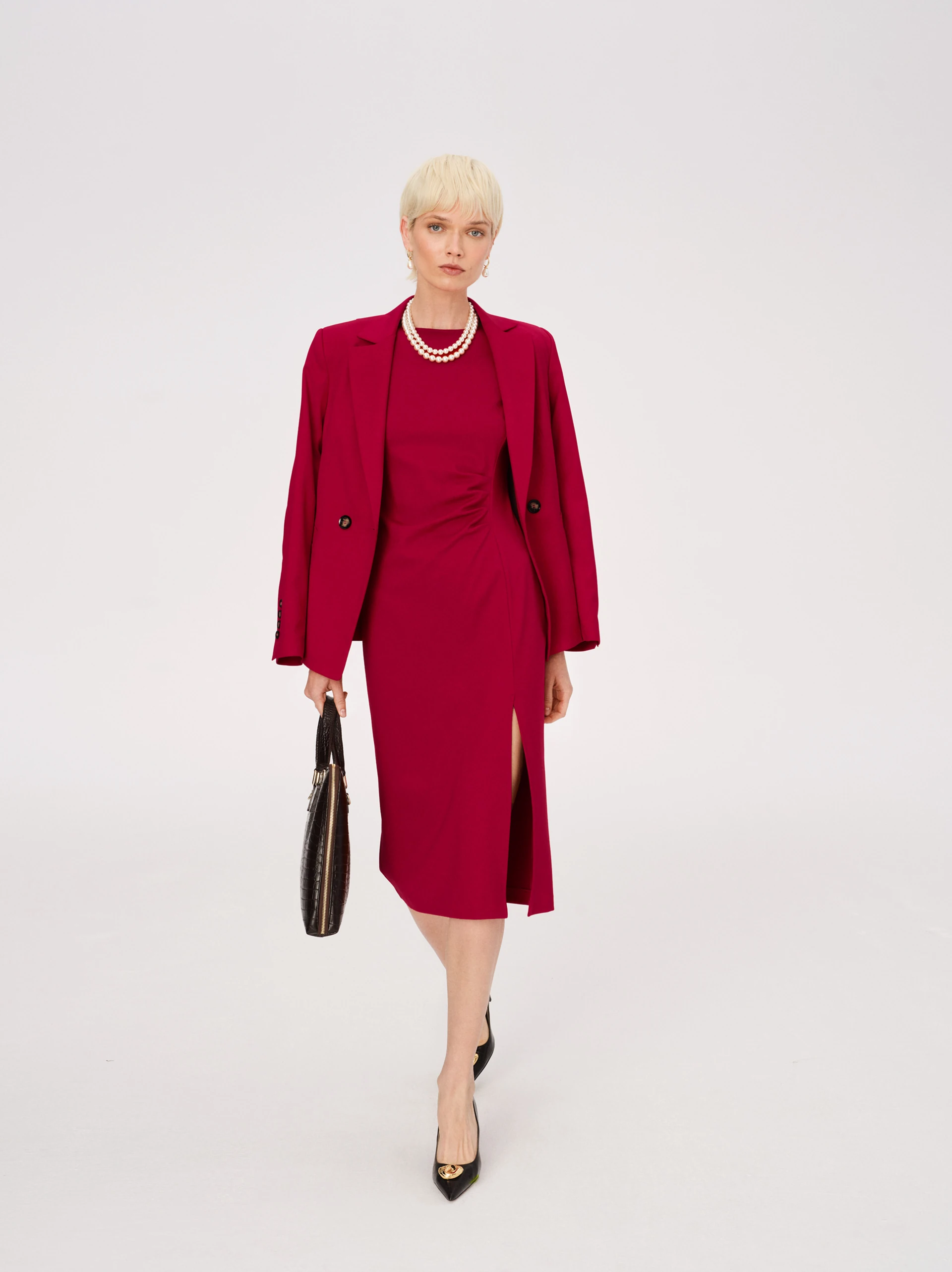 Elegant red dress with ruffles
