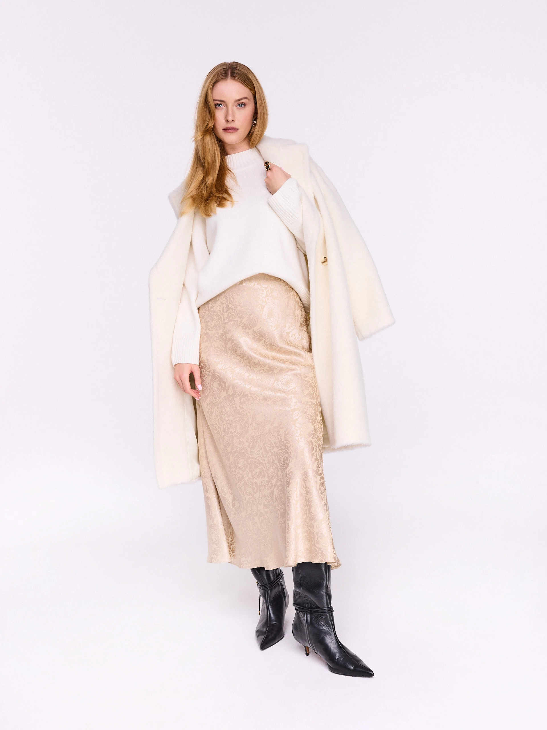 Midi skirt with jacquard pattern