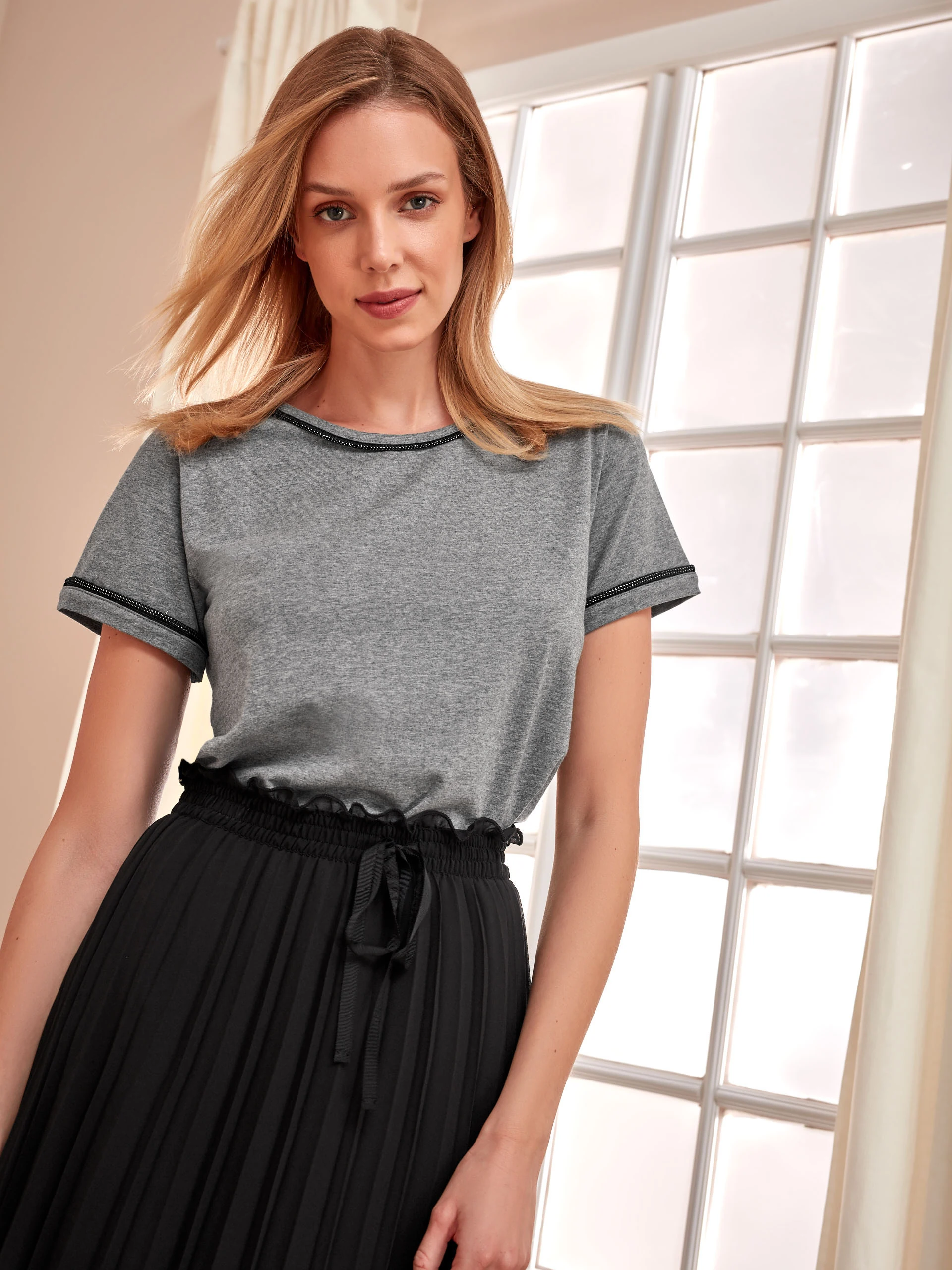 COTTON BLOUSE FOR EVERYDAY WEAR