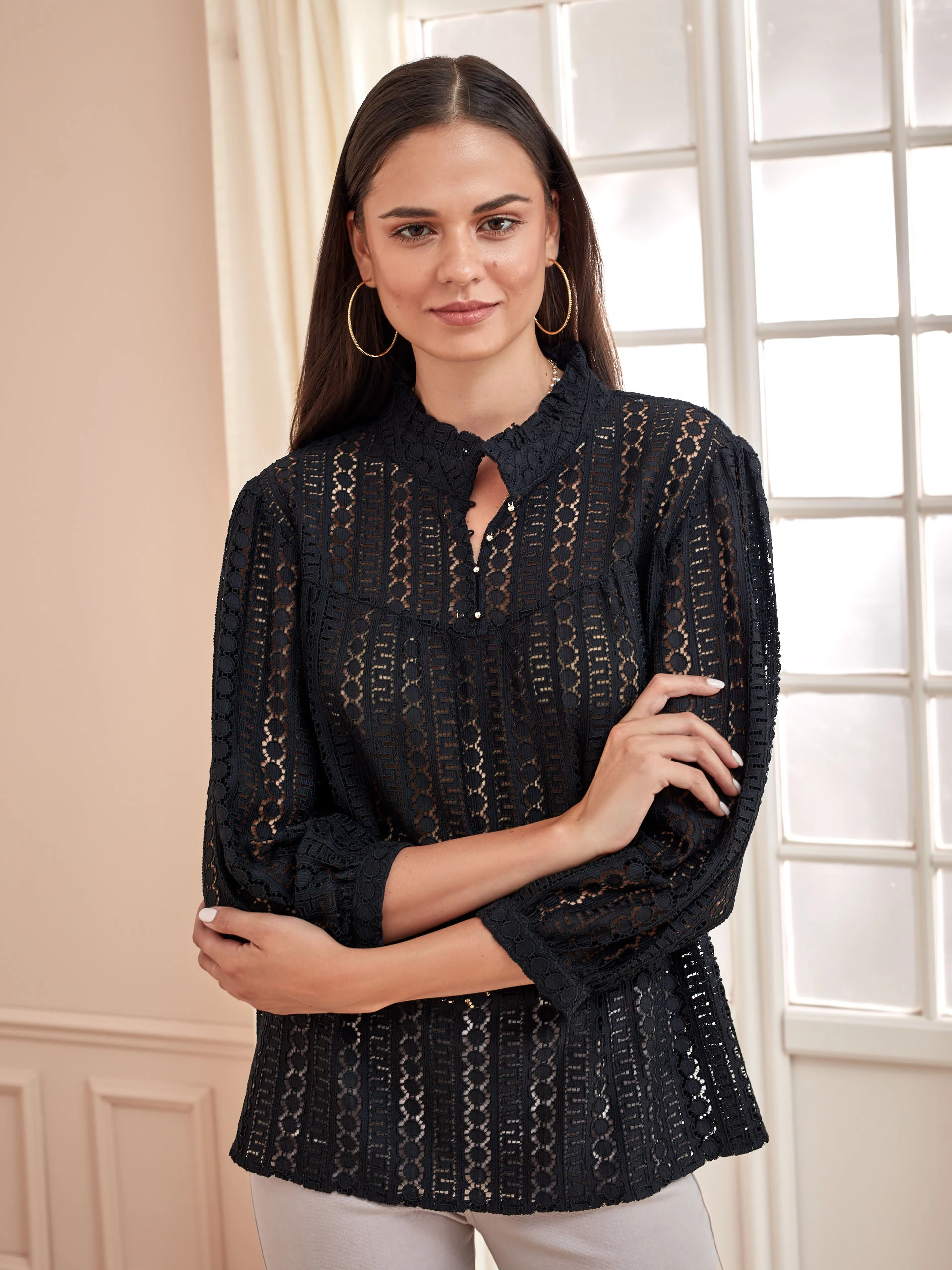 BLACK LACE BLOUSE