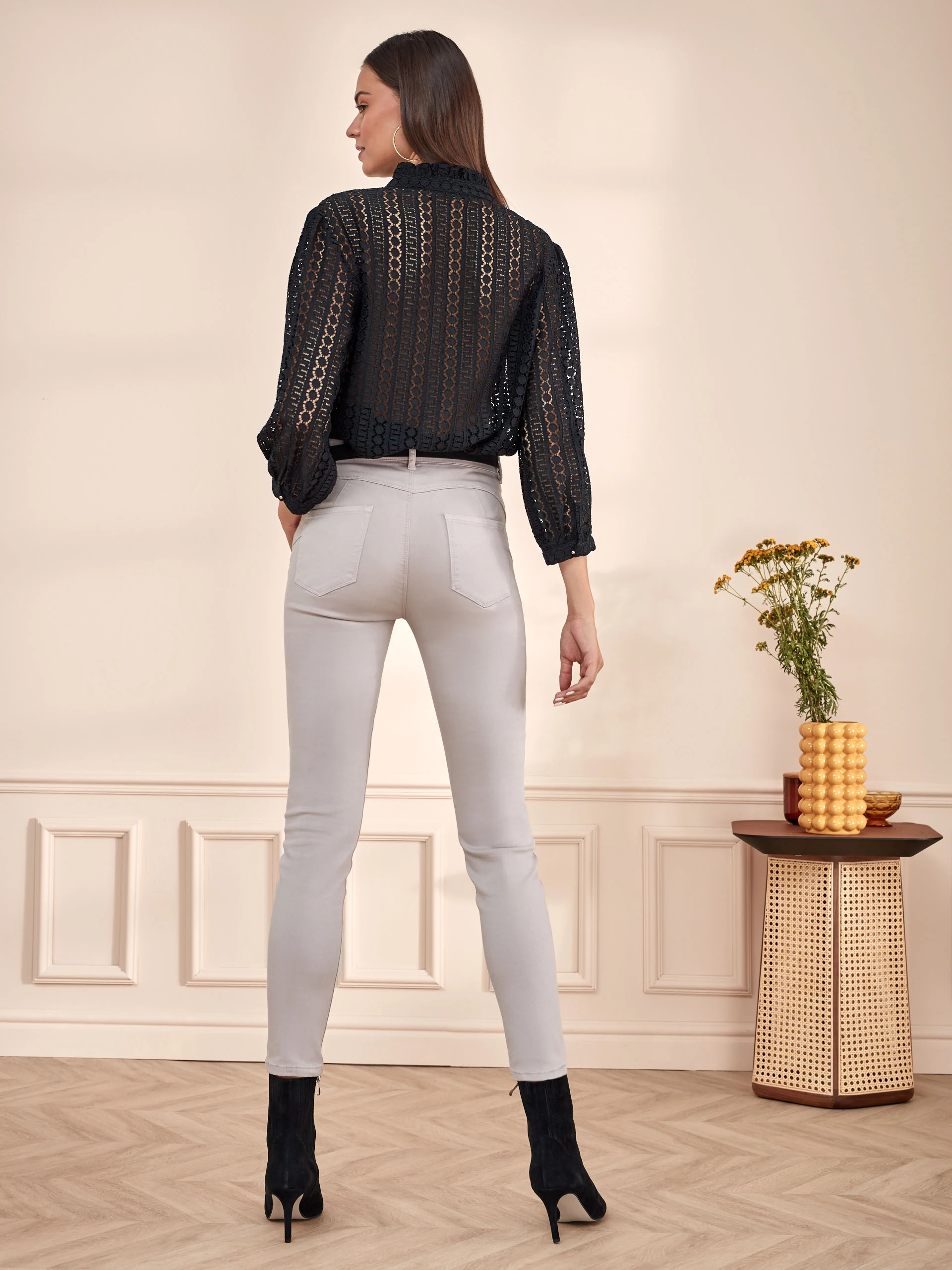 TAILORED PANTS WITH HIGHER WAIST