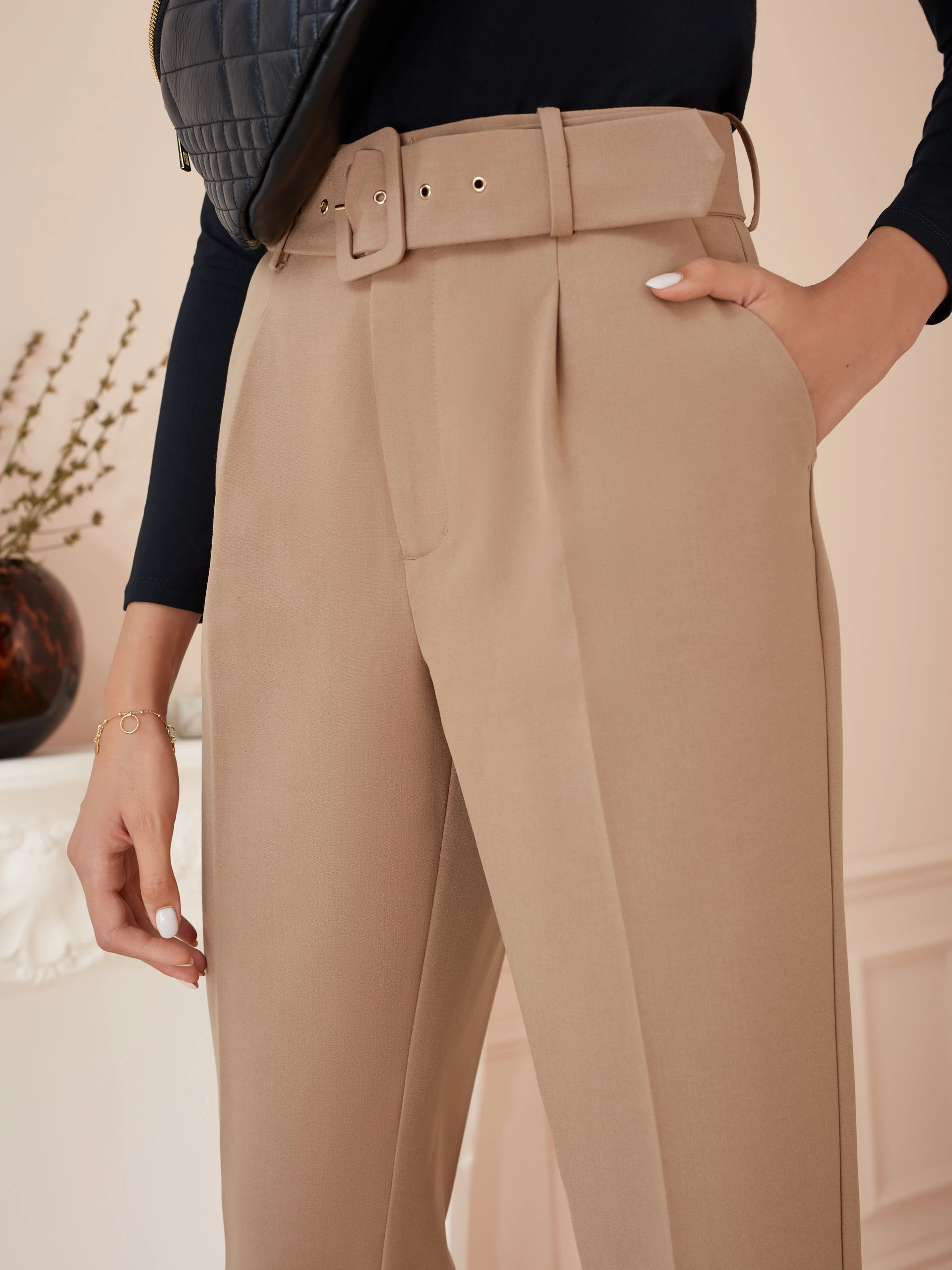 BEIGE HIGH-WAISTED PANTS