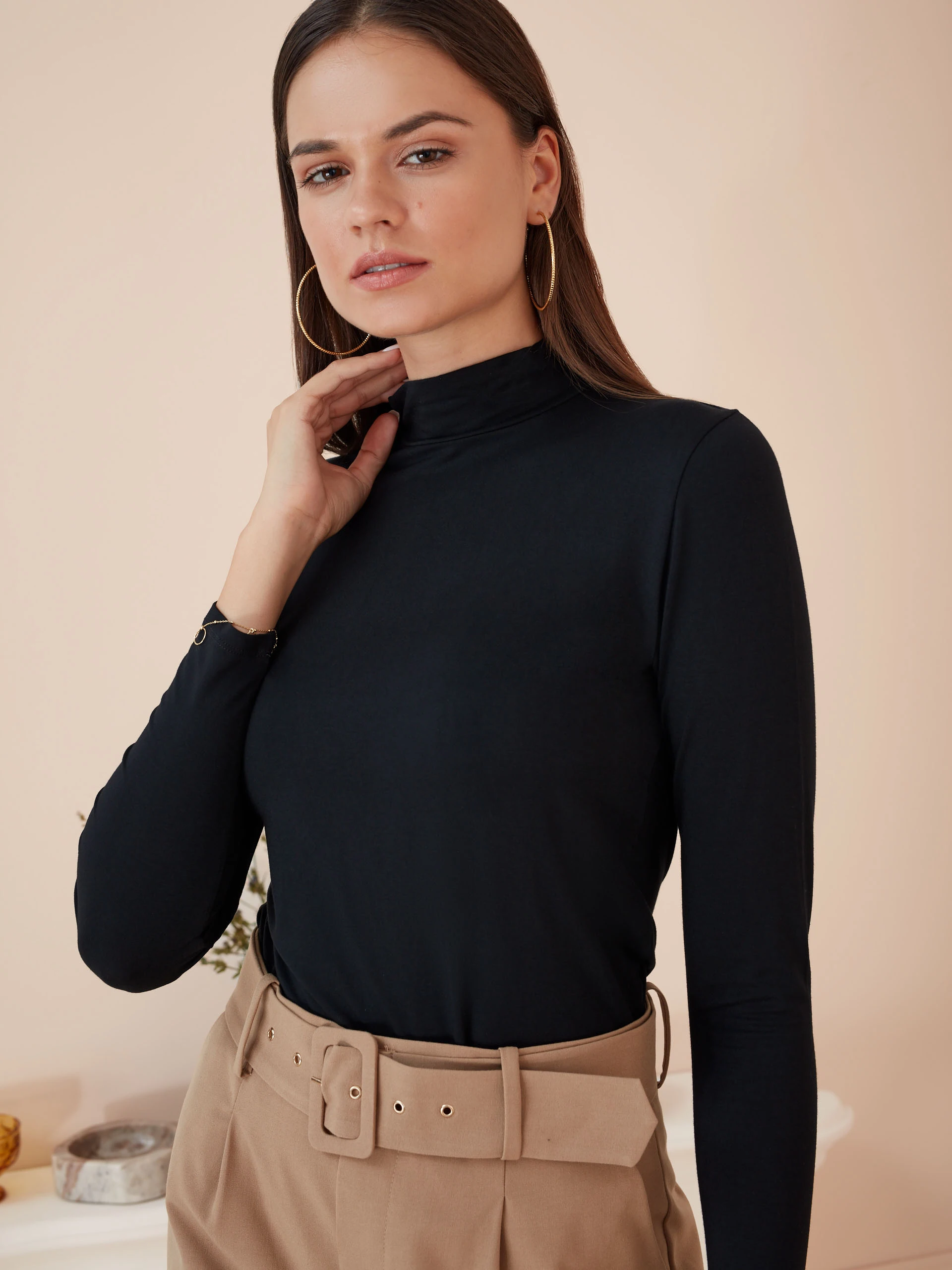 BEIGE HIGH-WAISTED PANTS
