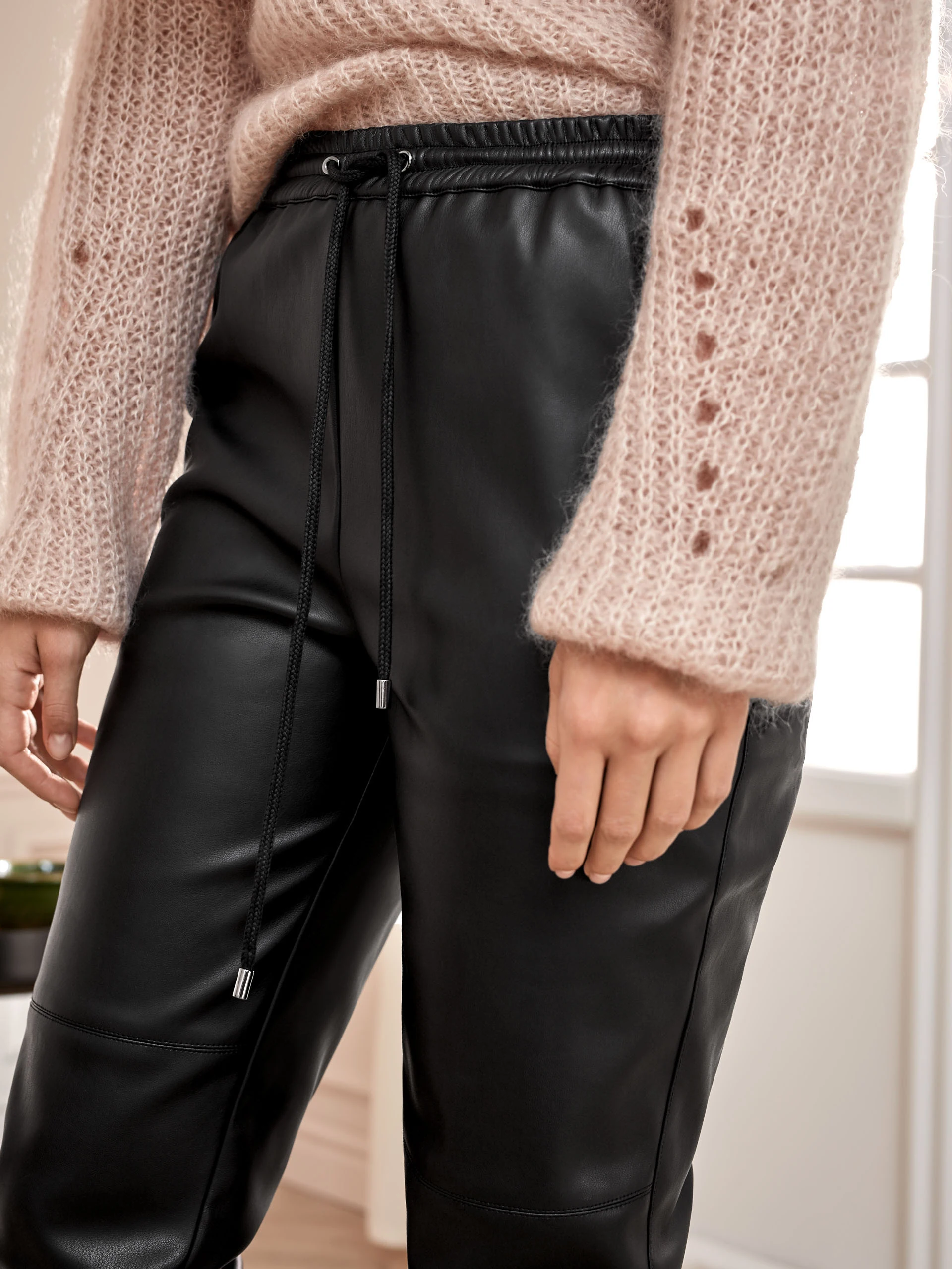 IMITATION LEATHER PANTS