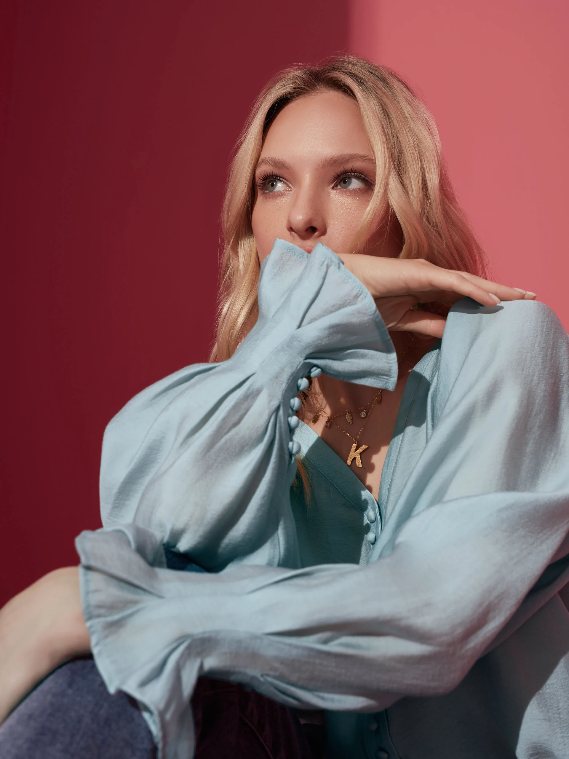 BLUE BLOUSE WITH COATED BUTTONS