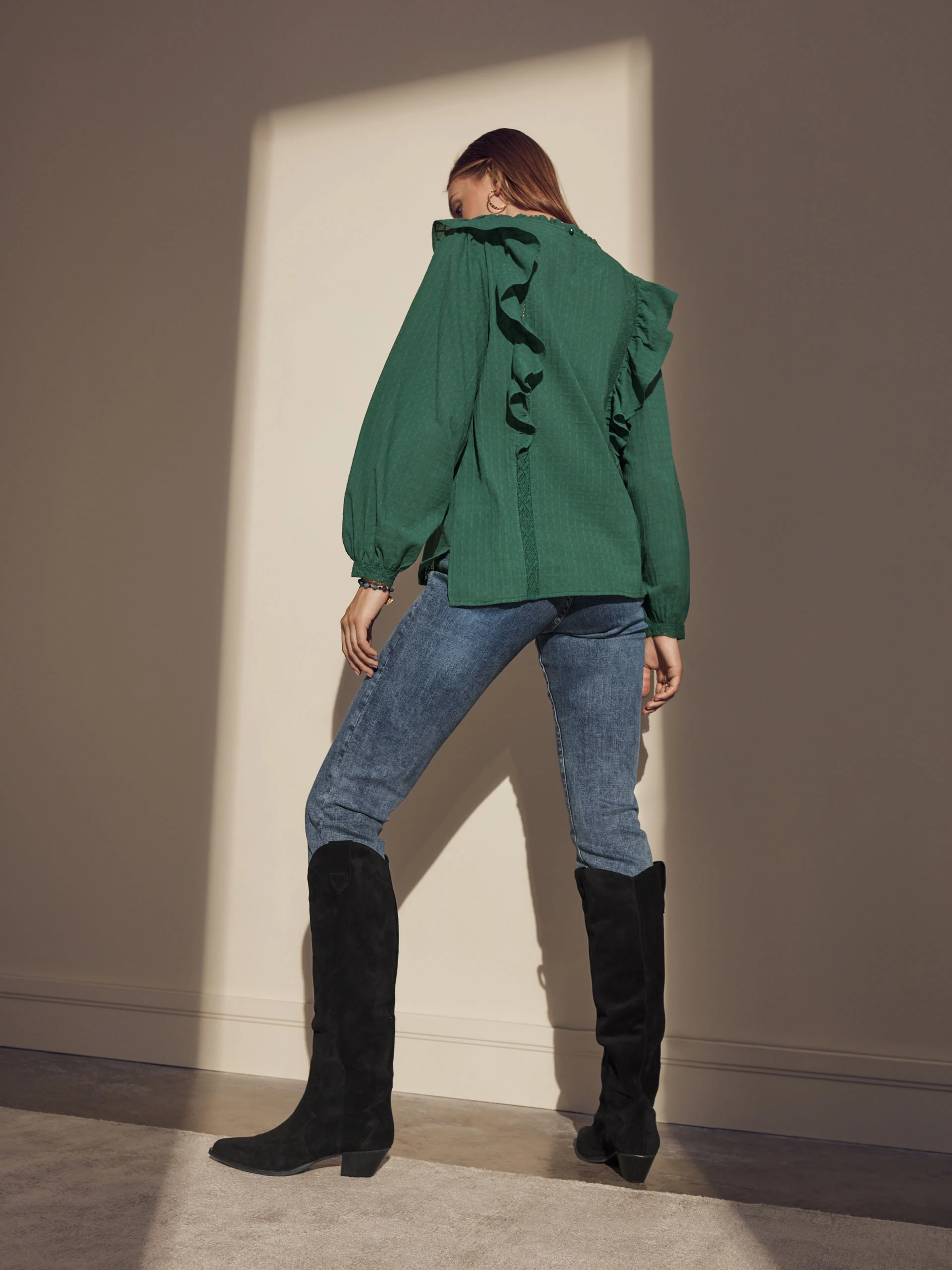 GREEN BLOUSE WITH RUFFLES
