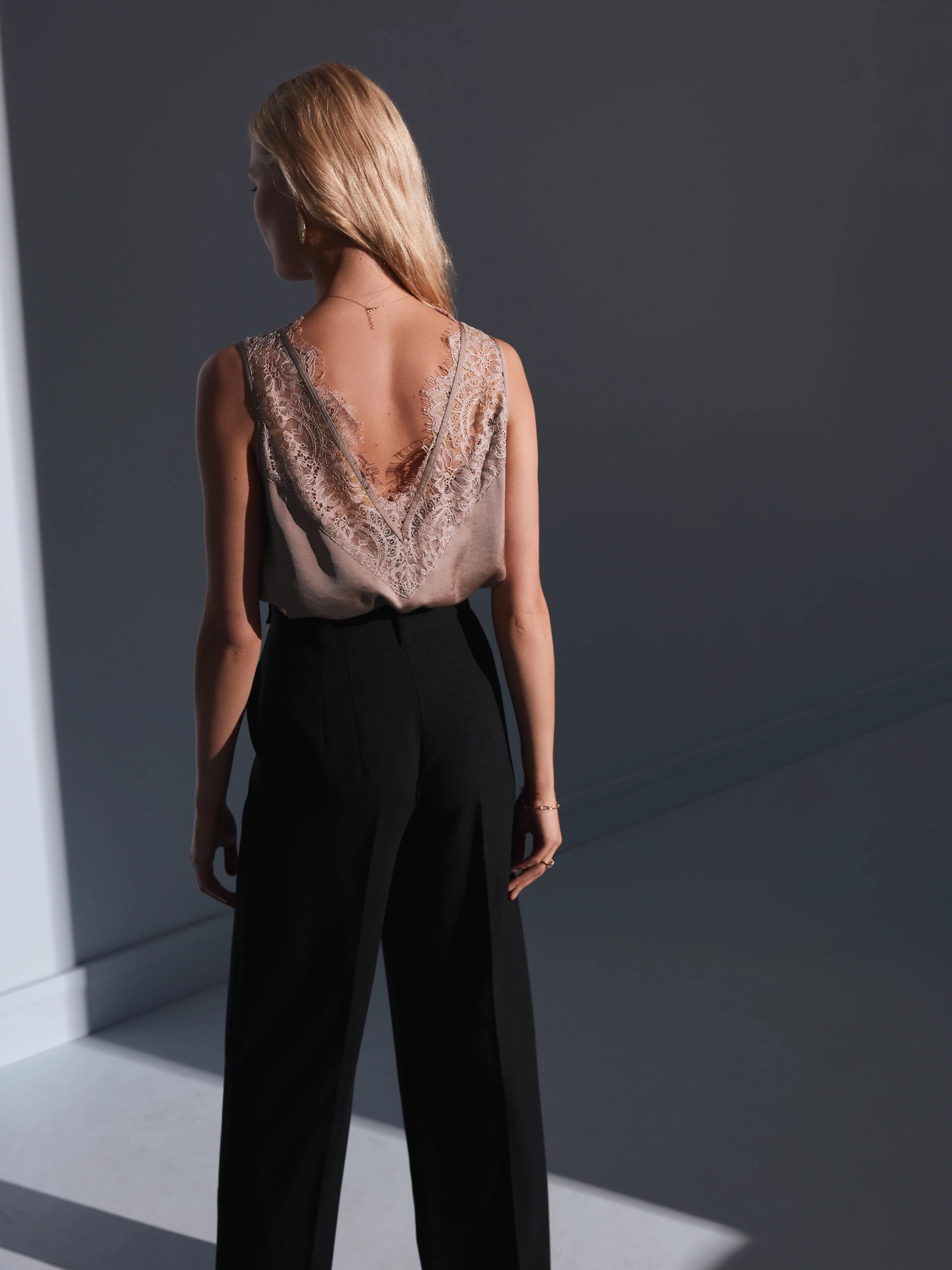 PINK TOP WITH LACE