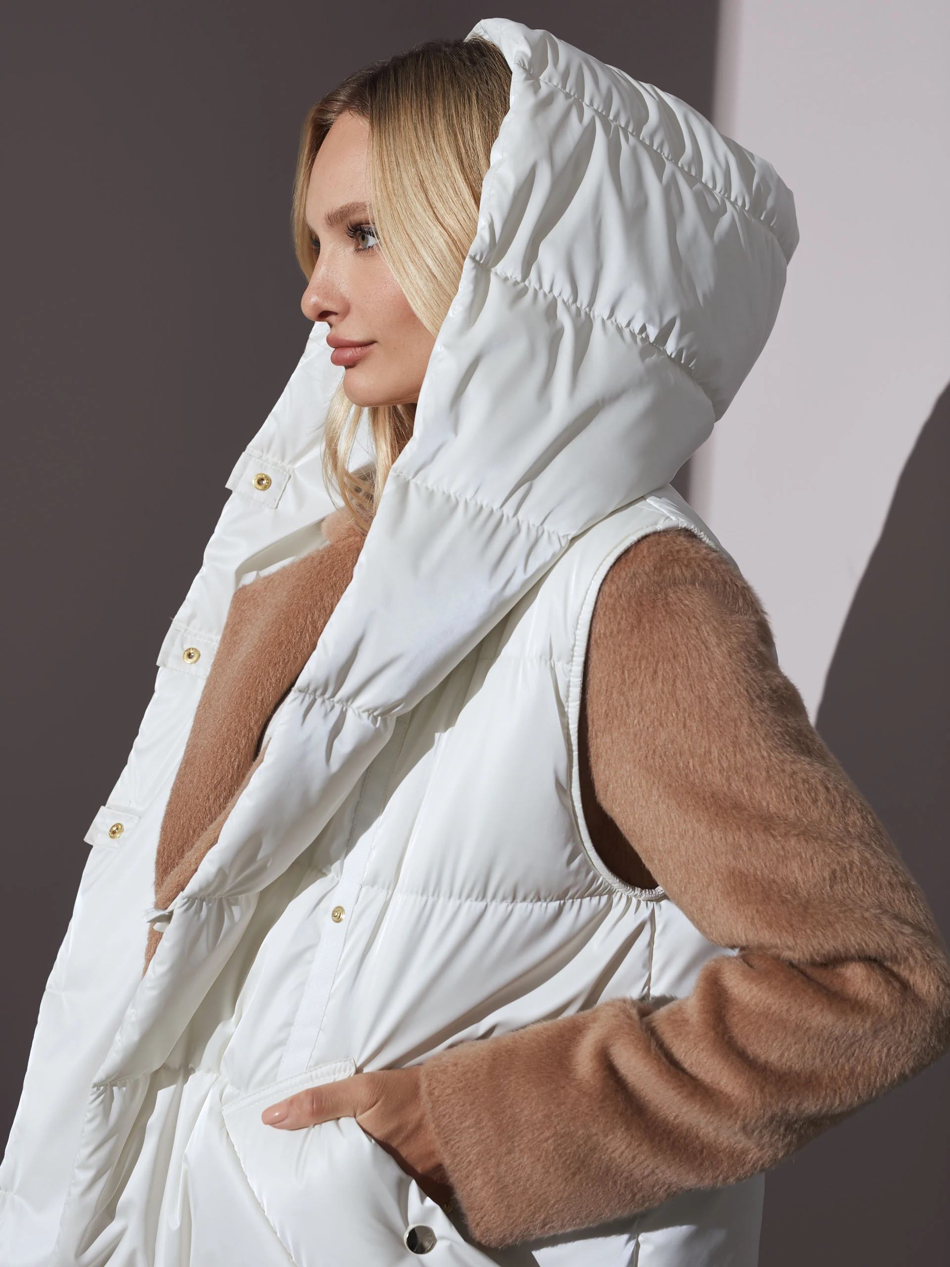 LONG VEST IN ECRU COLOR