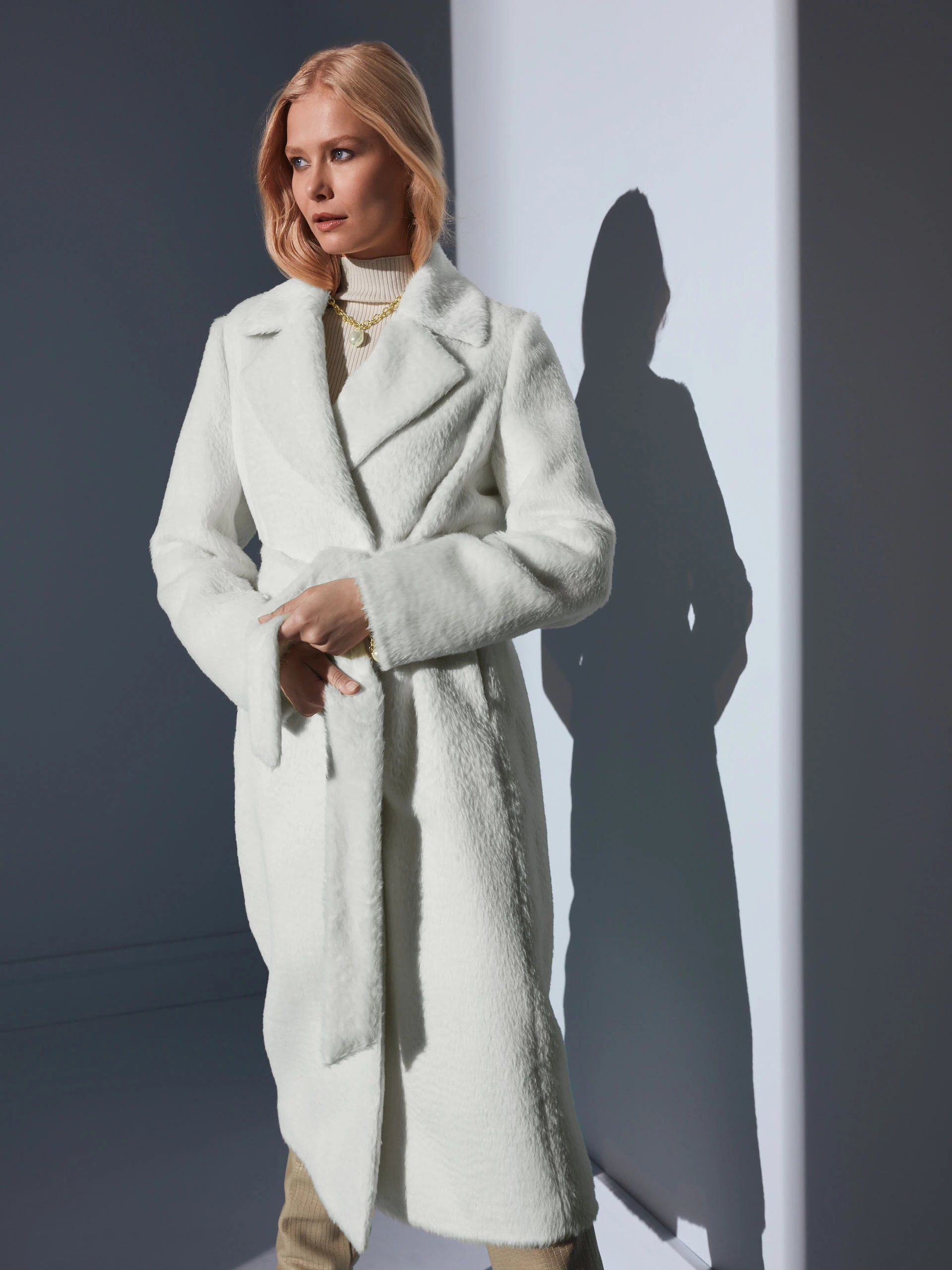 ALPACA COAT IN ECRU COLOR