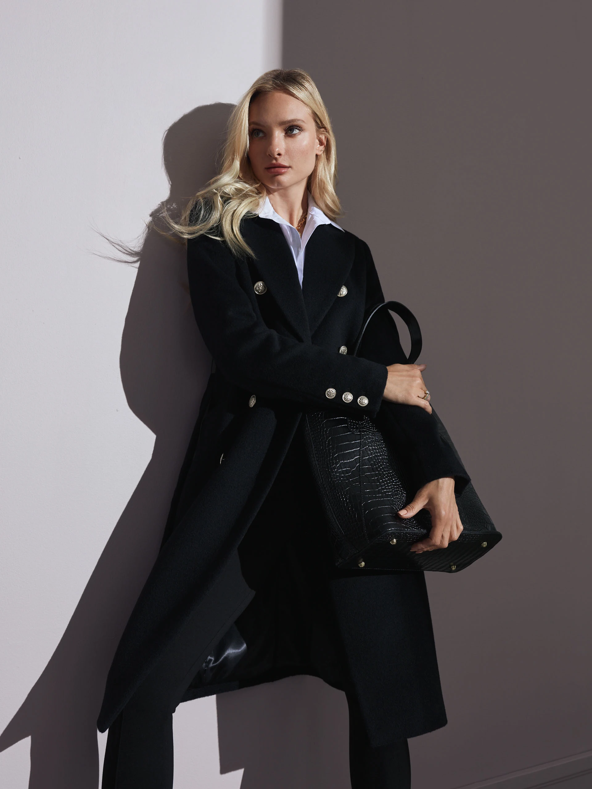 DOUBLE-BREASTED WOOL COAT
