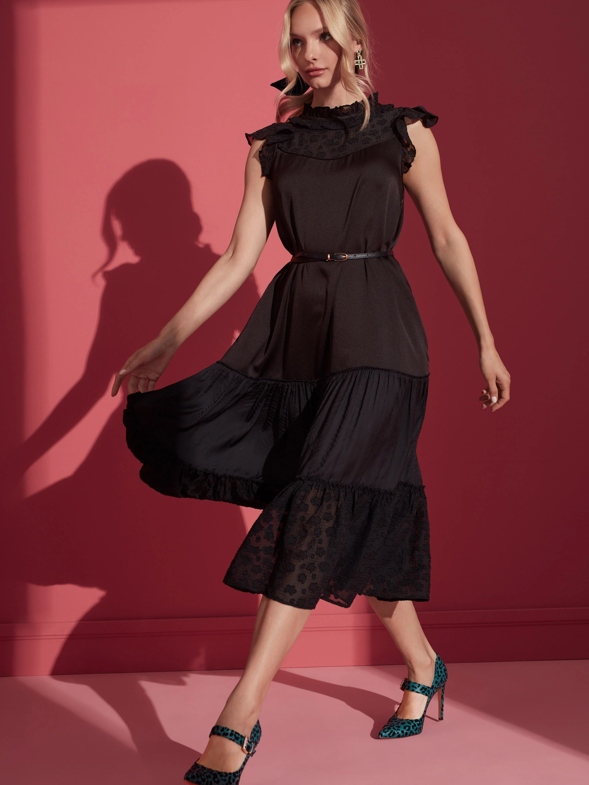 BLACK DRESS WITH RUFFLES