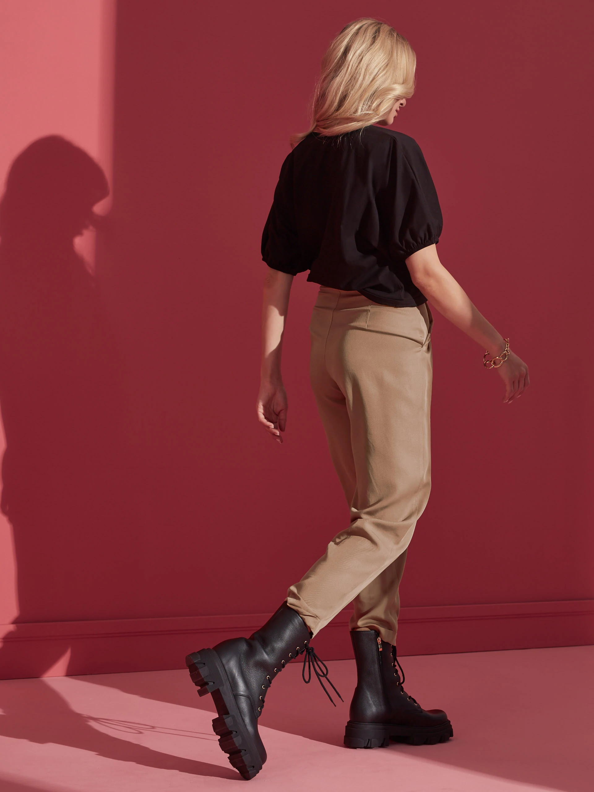 BROWN HIGH-WAISTED PANTS
