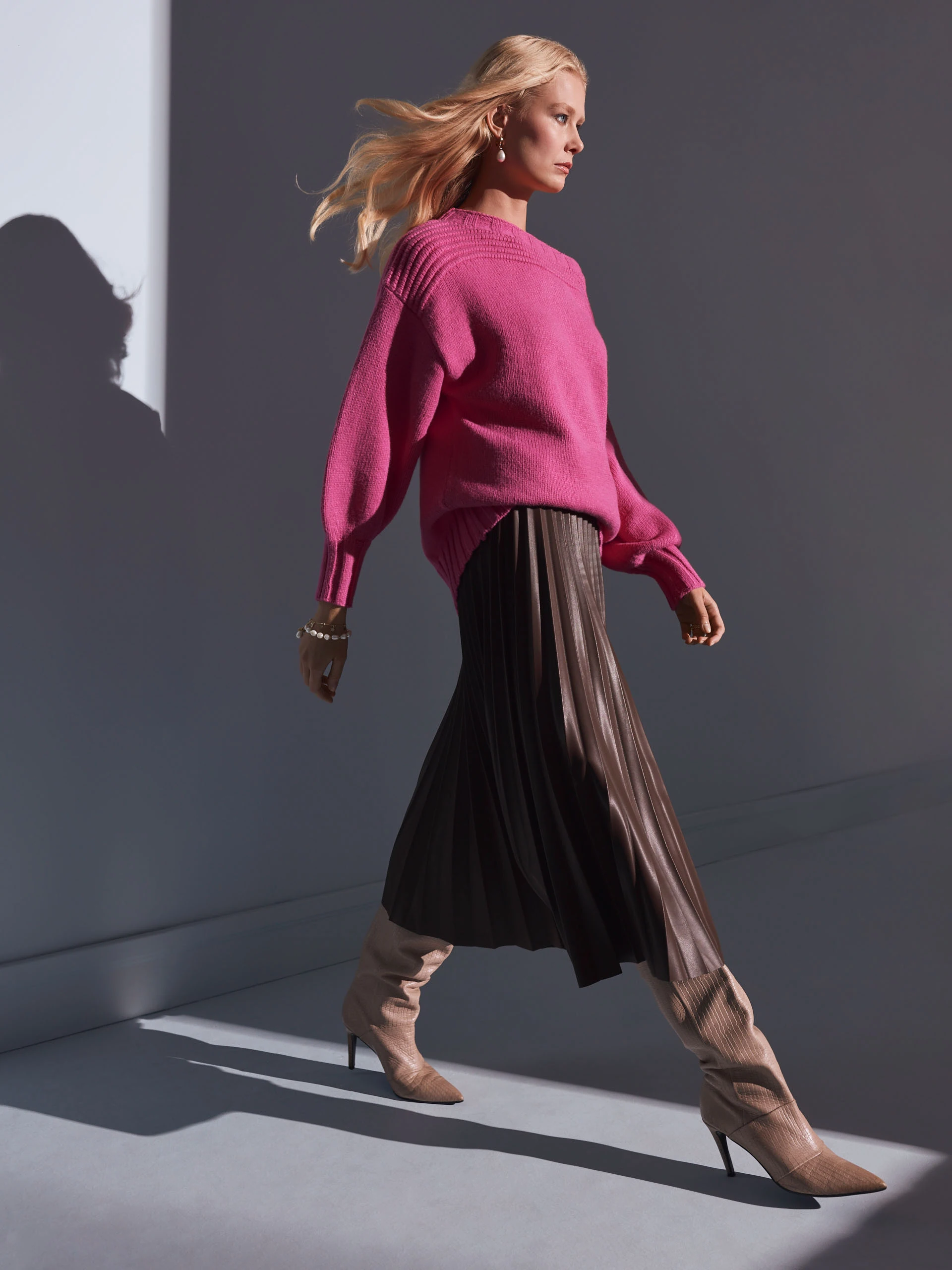 PINK OVERSIZE SWEATER