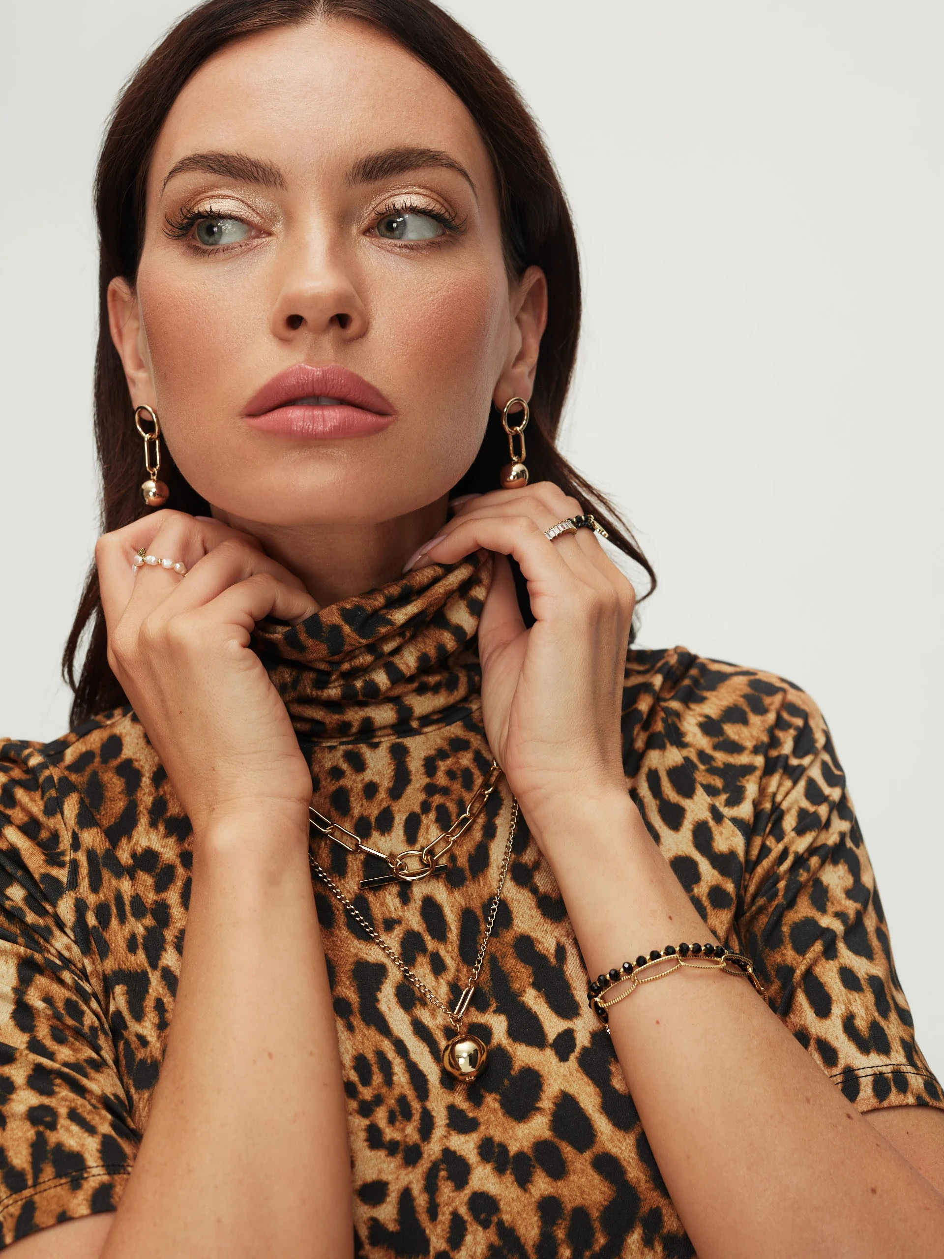 Animal pattern blouse with short sleeves