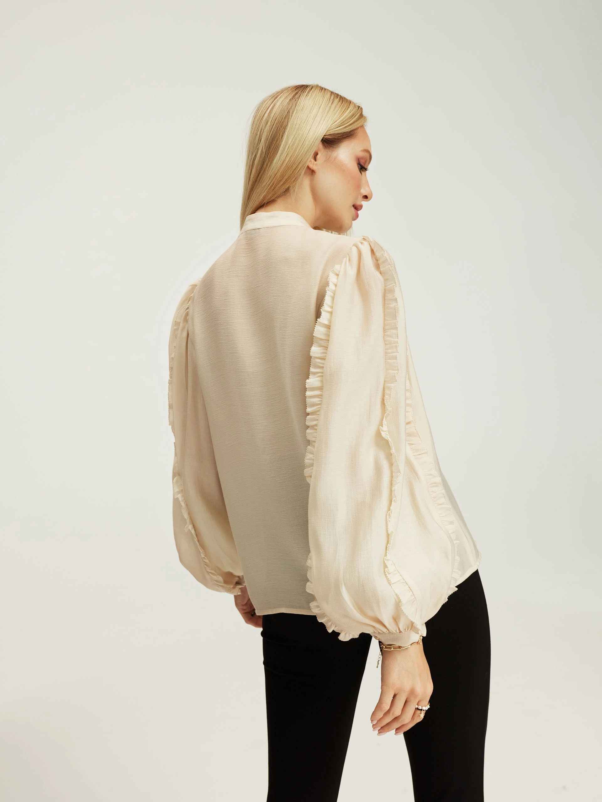 Bright blouse with buff sleeves