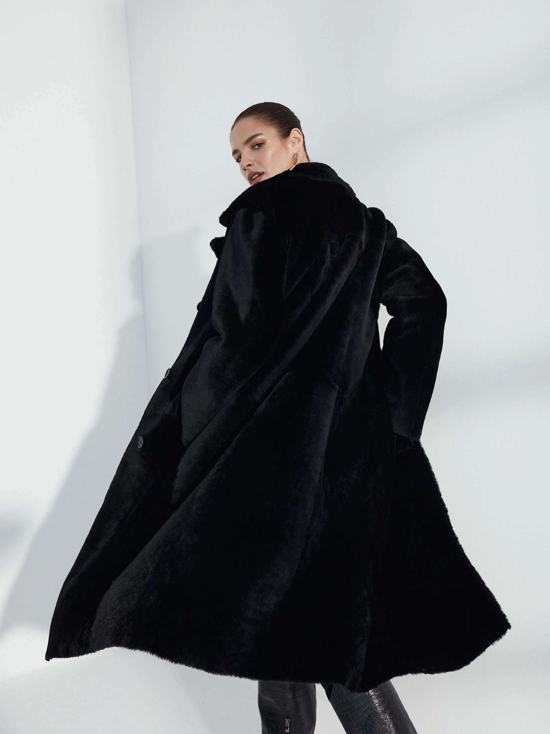 Black merino coat