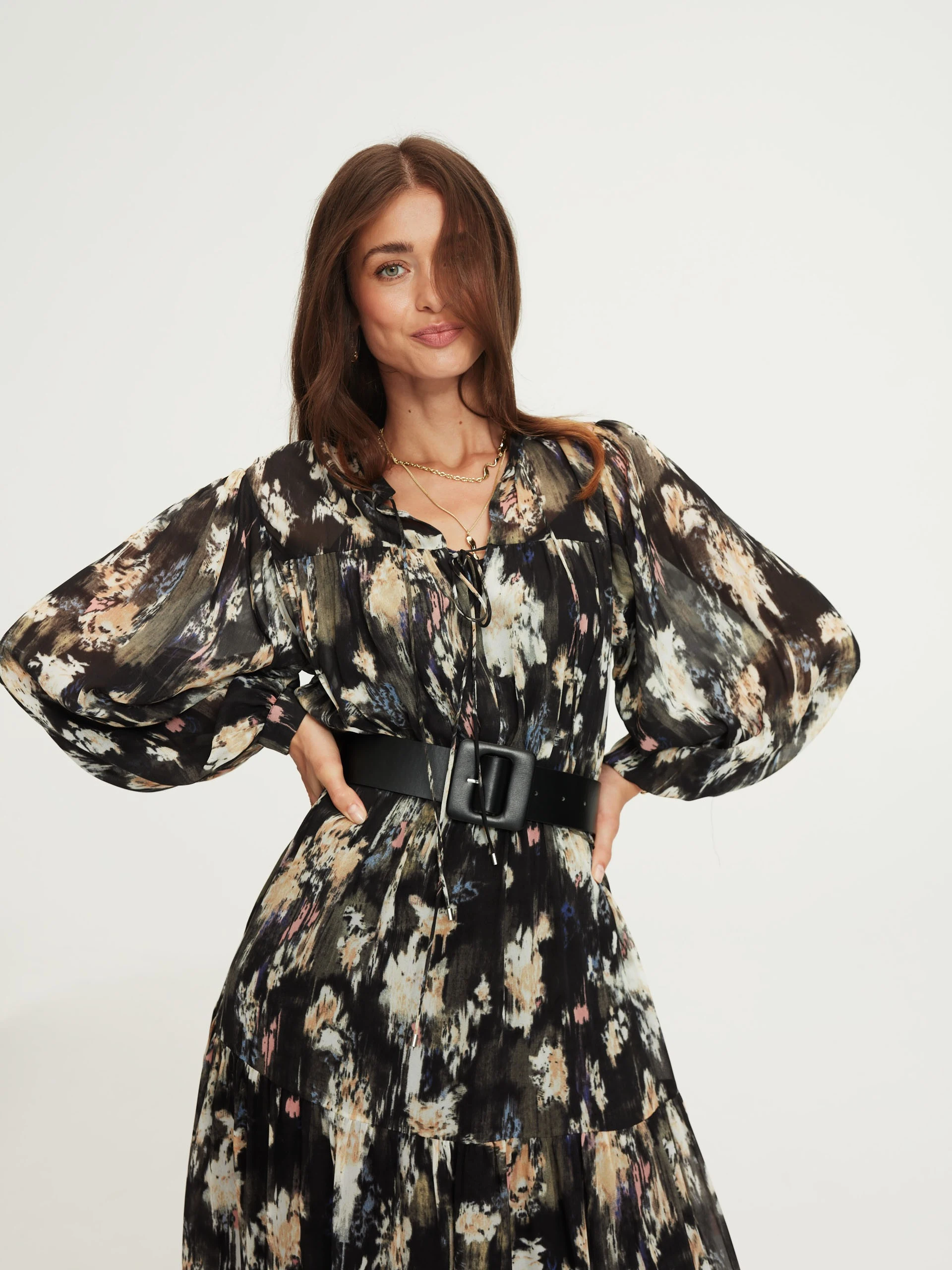 Midi dress with floral pattern