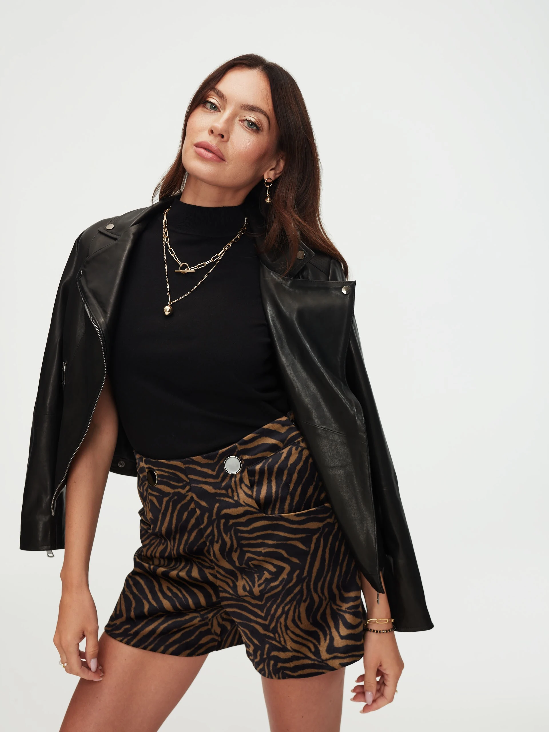 Shorts in animal pattern