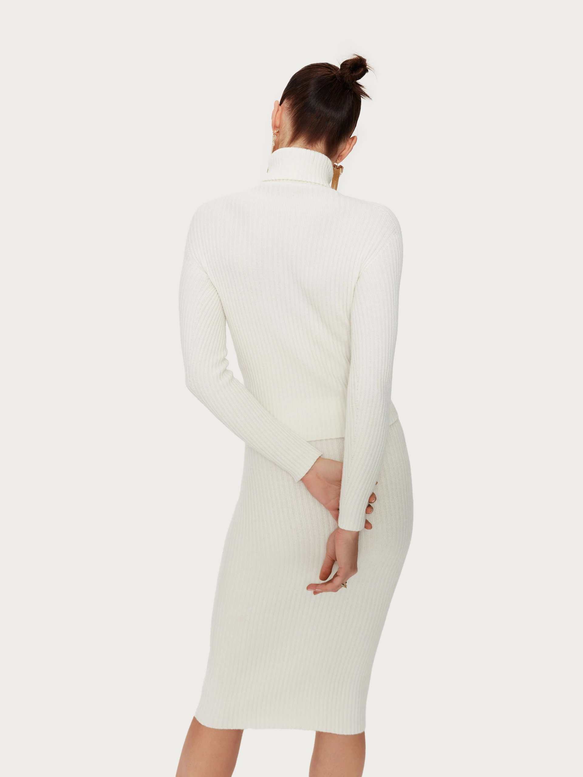 Cream ribbed knit sweater