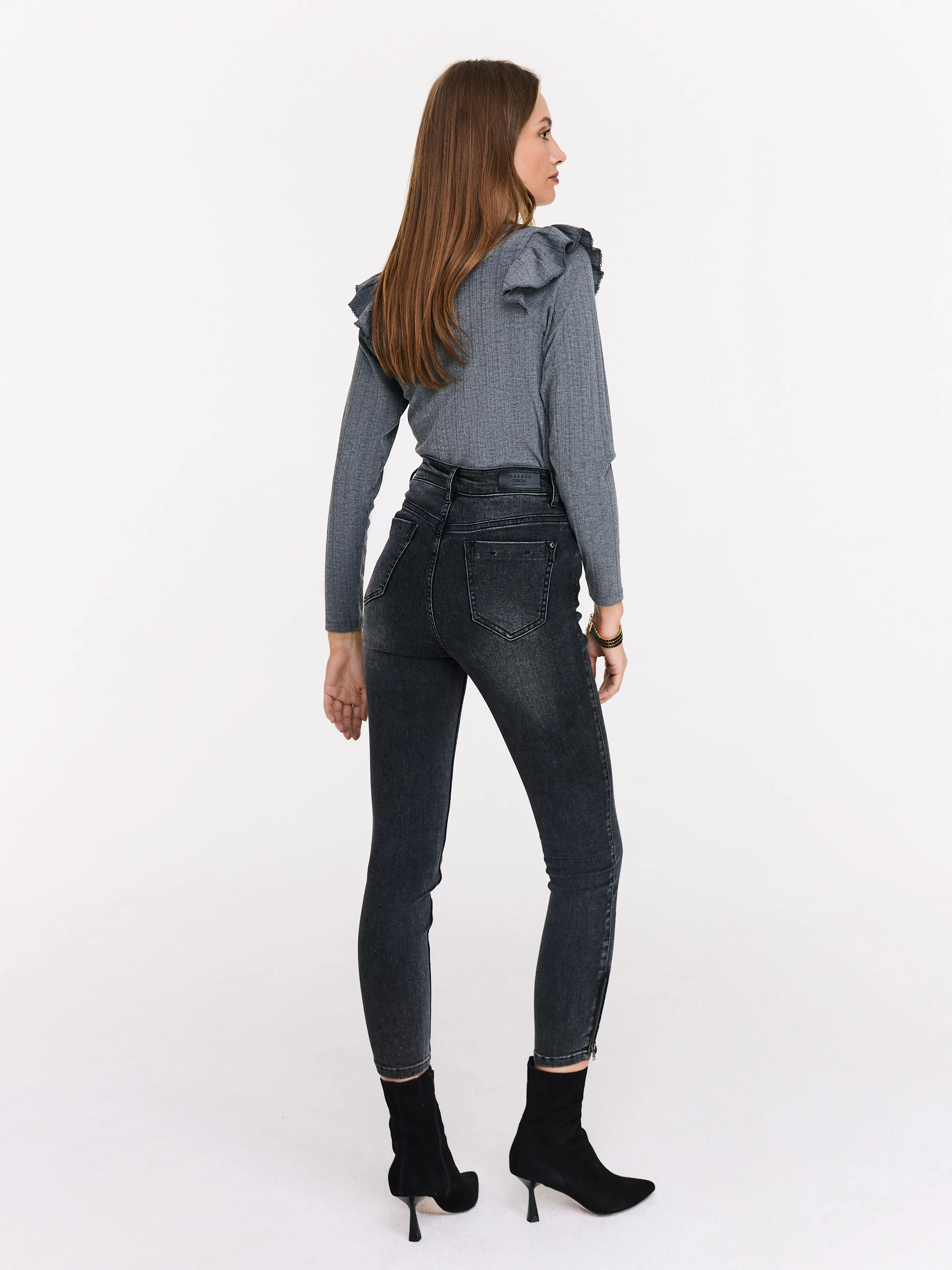 Grey high-waisted tube pants