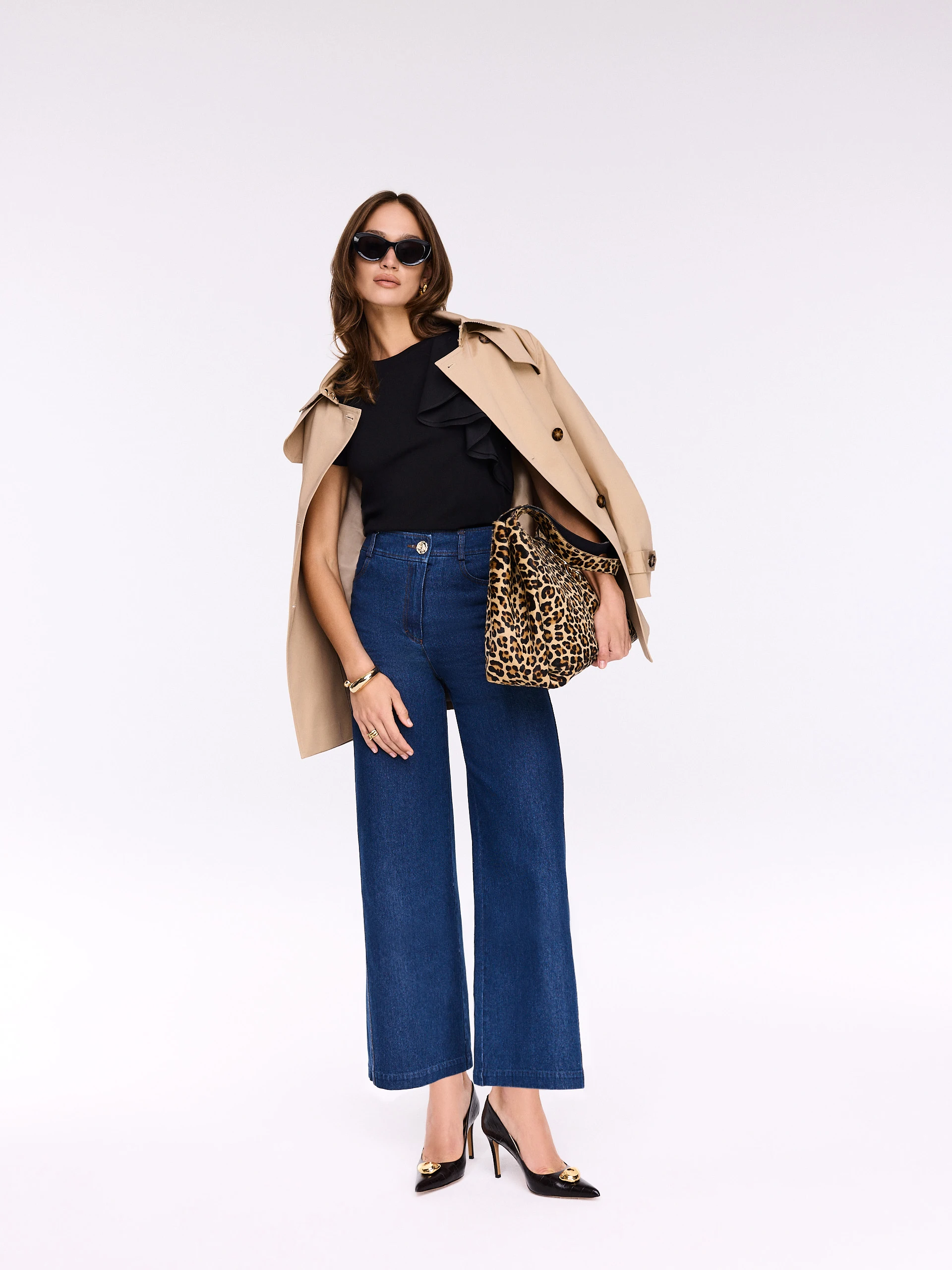 Short beige trench coat