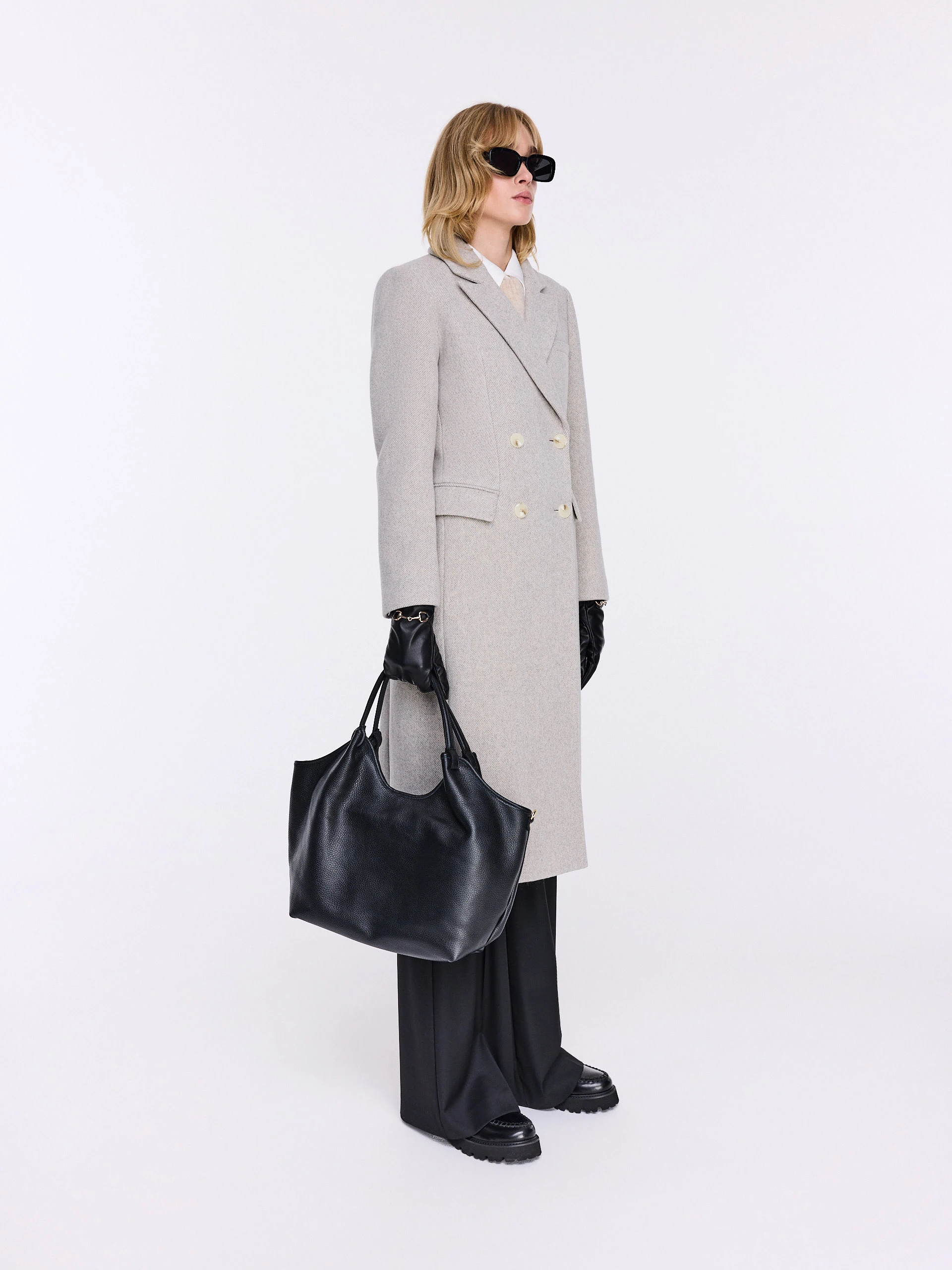 Simple gray knee-length coat with wool
