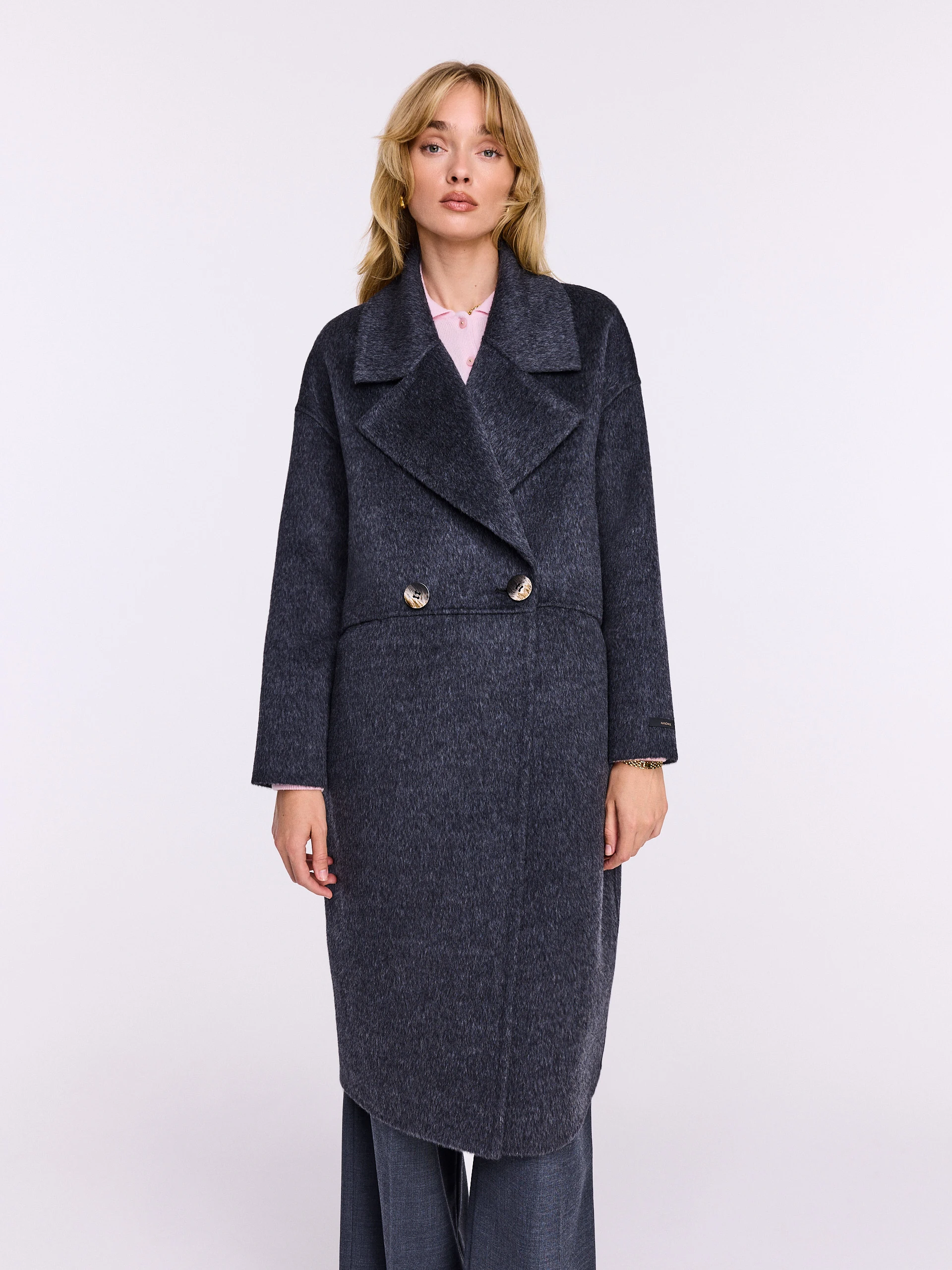 Elegant gray wool coat with silk and cashmere