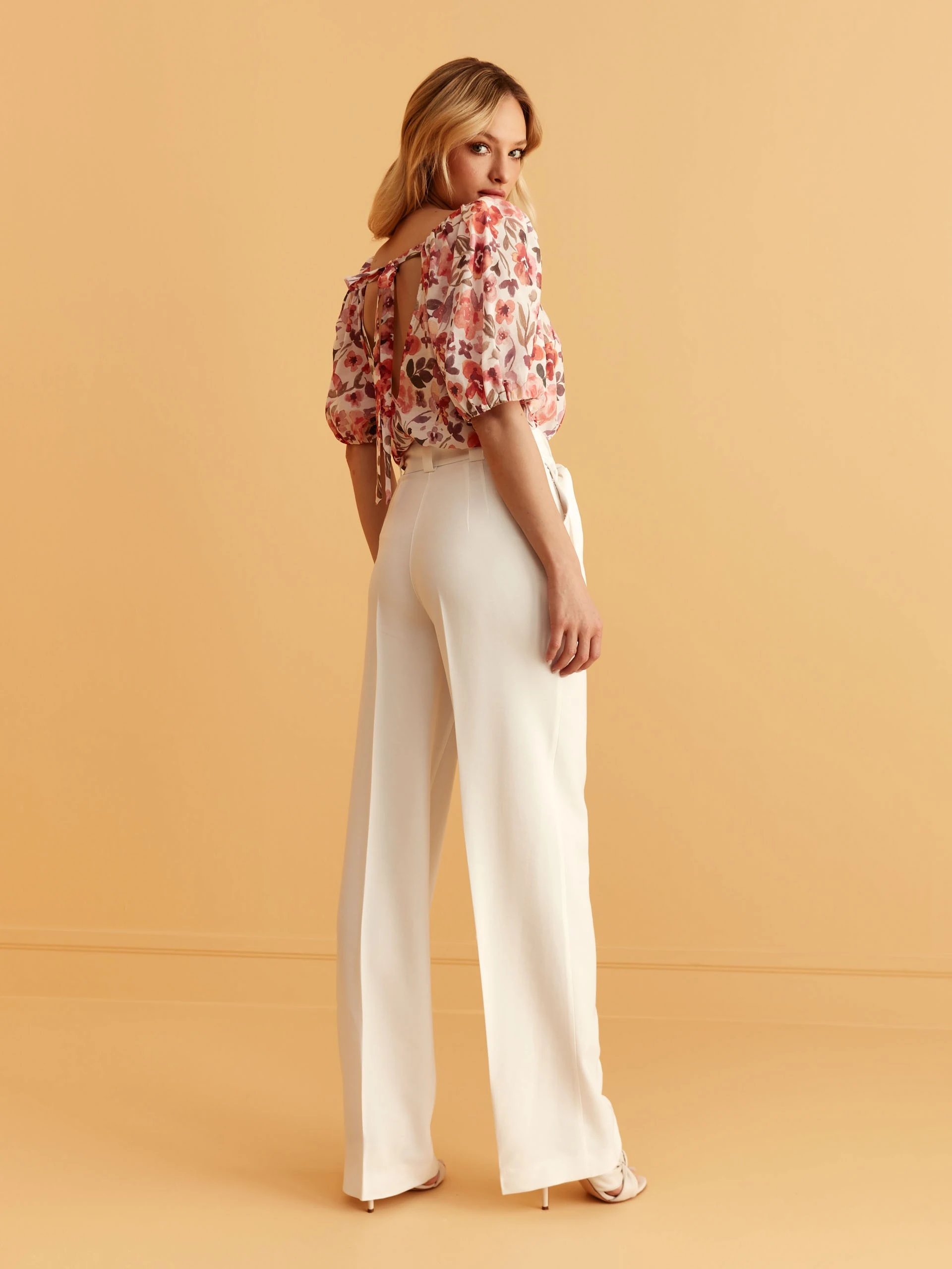 FLORAL BLOUSE WITH PUFF SLEEVES