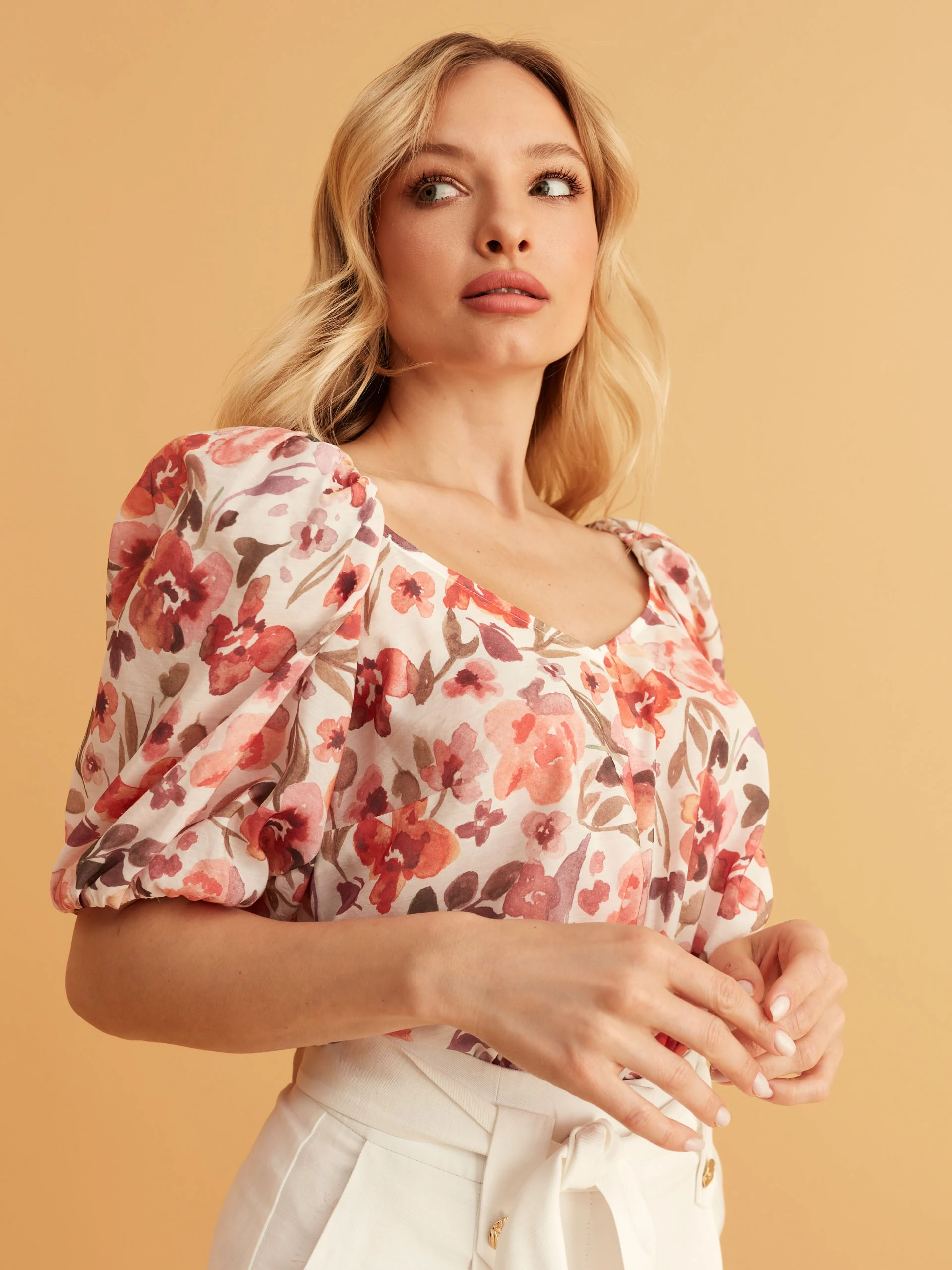 FLORAL BLOUSE WITH PUFF SLEEVES