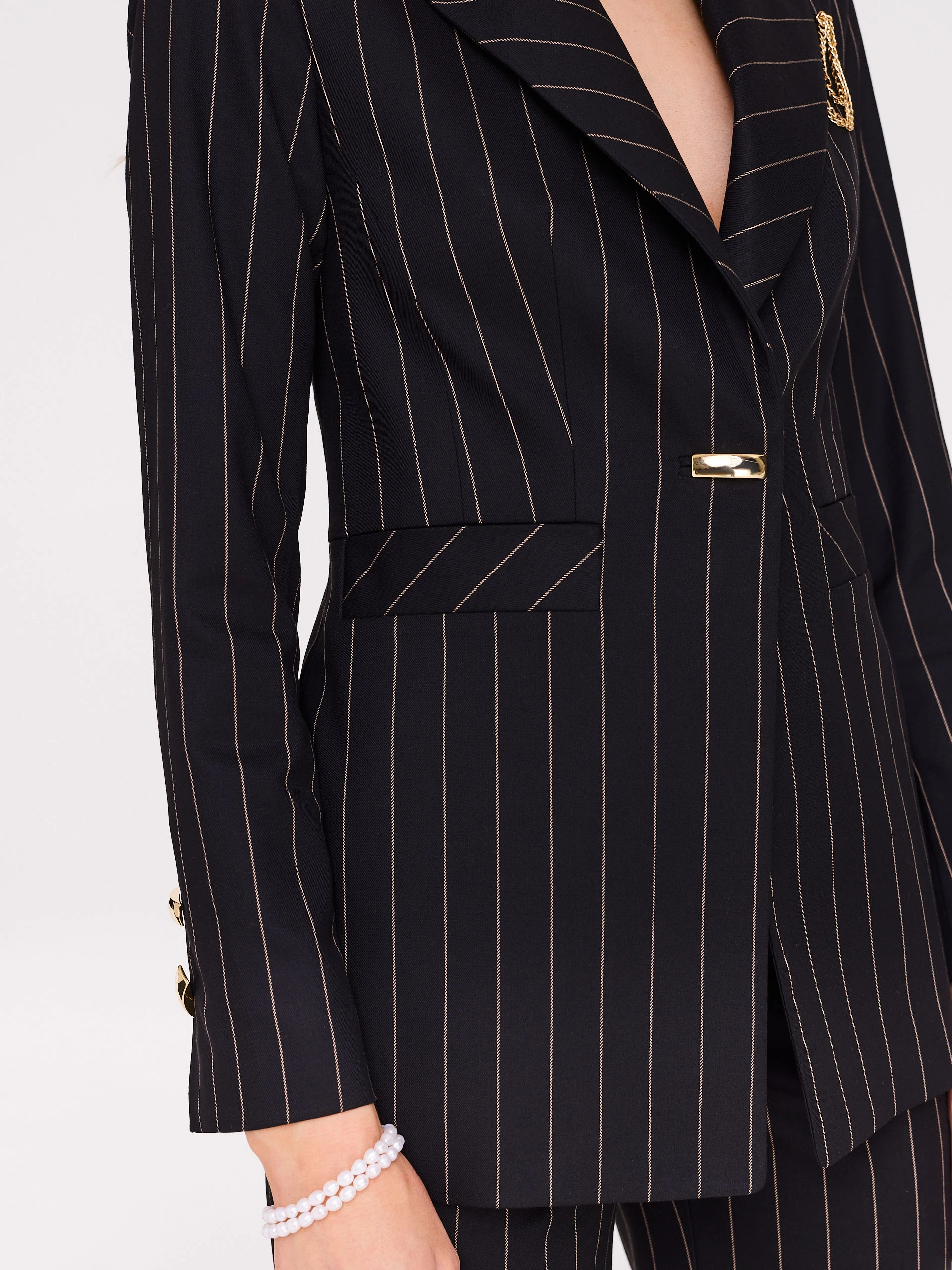 Black jacket in cream stripe
