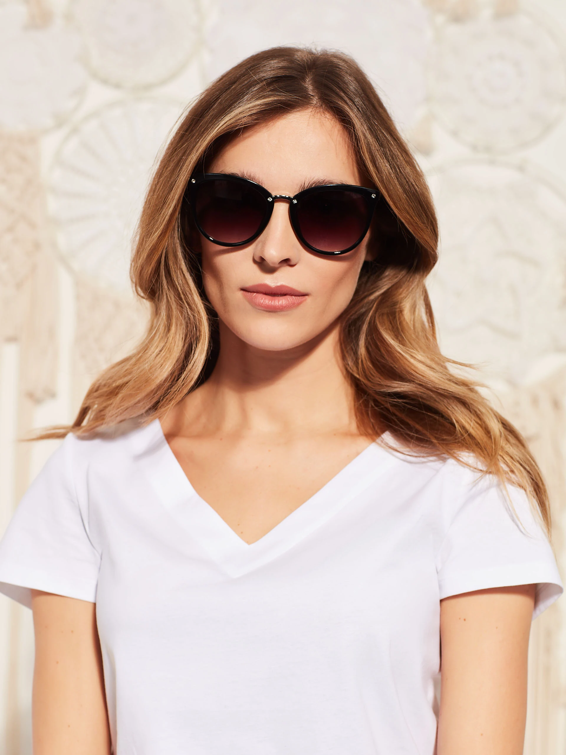 SUNGLASSES